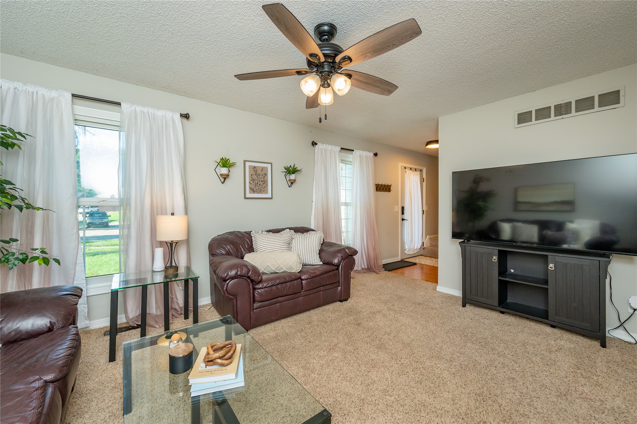 1900 Juniper Court Property Photo 2