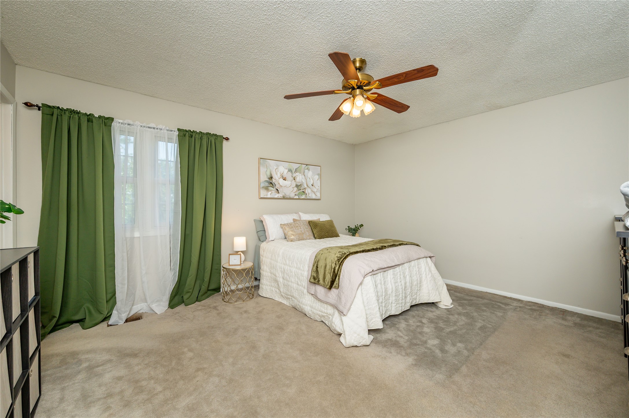 1900 Juniper Court Property Photo 12