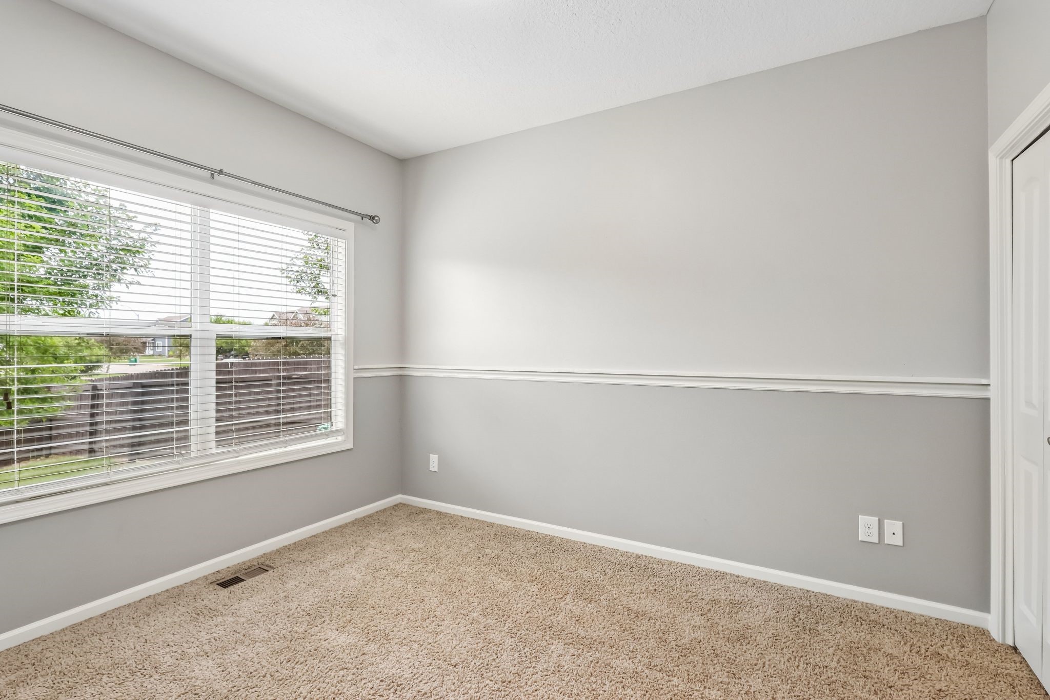 714 Ne 45th Court Property Photo 19