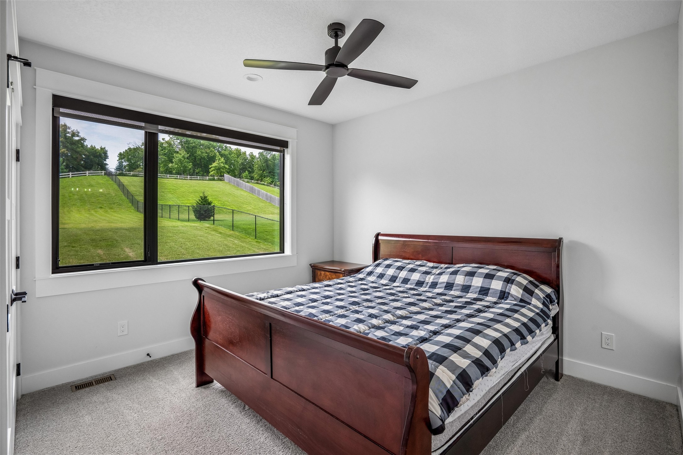 10324 Hidden Valley Drive Property Photo 13