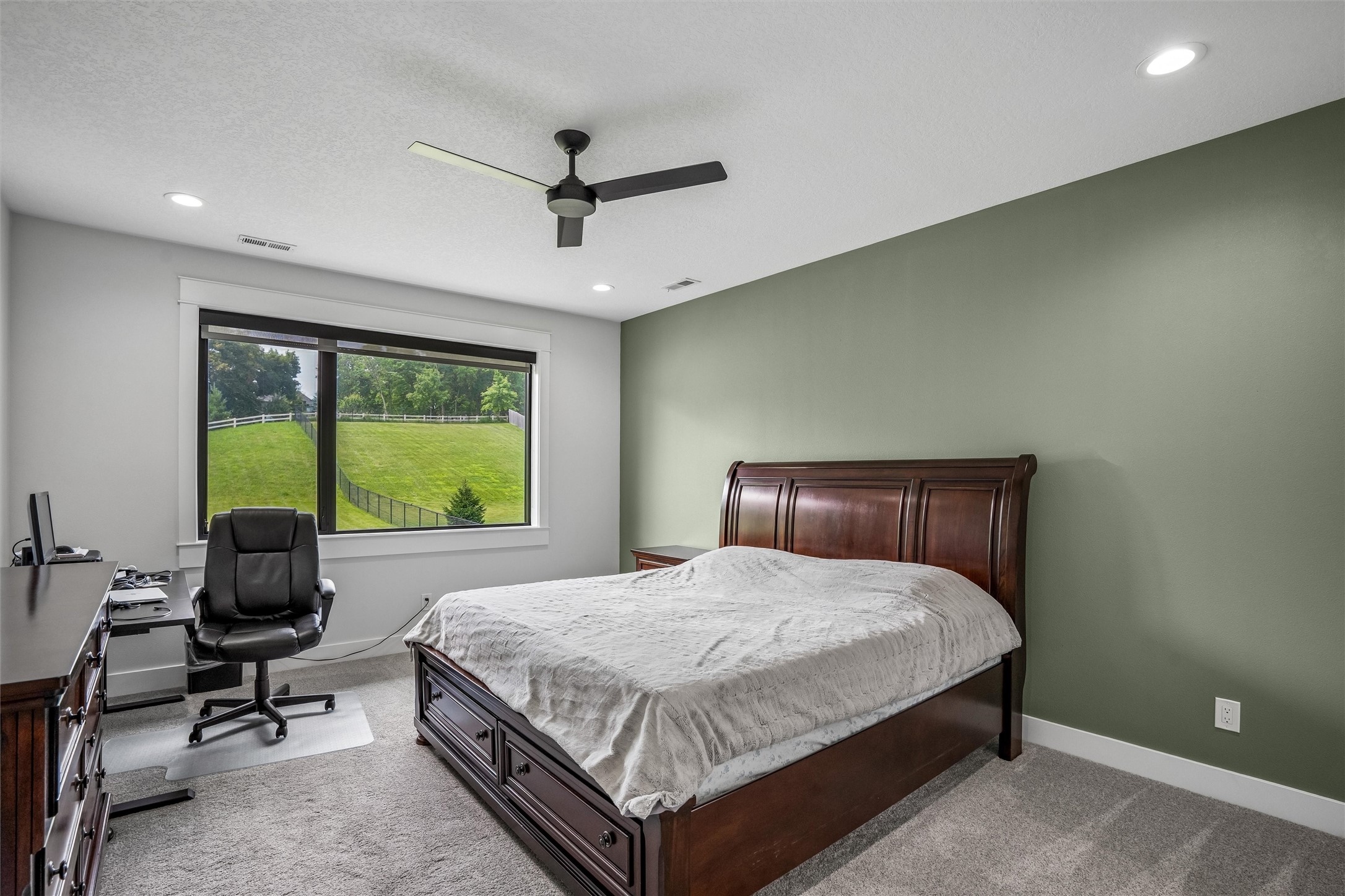 10324 Hidden Valley Drive Property Photo 15