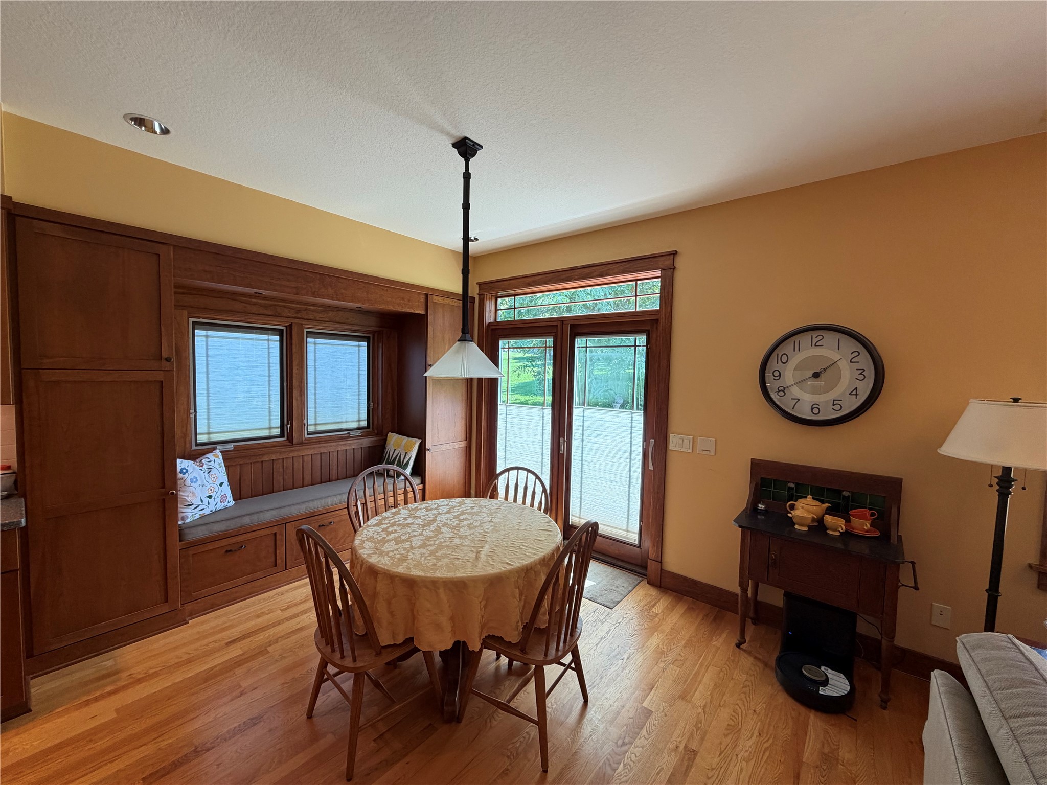 1207 Shadow Lane Property Photo 8