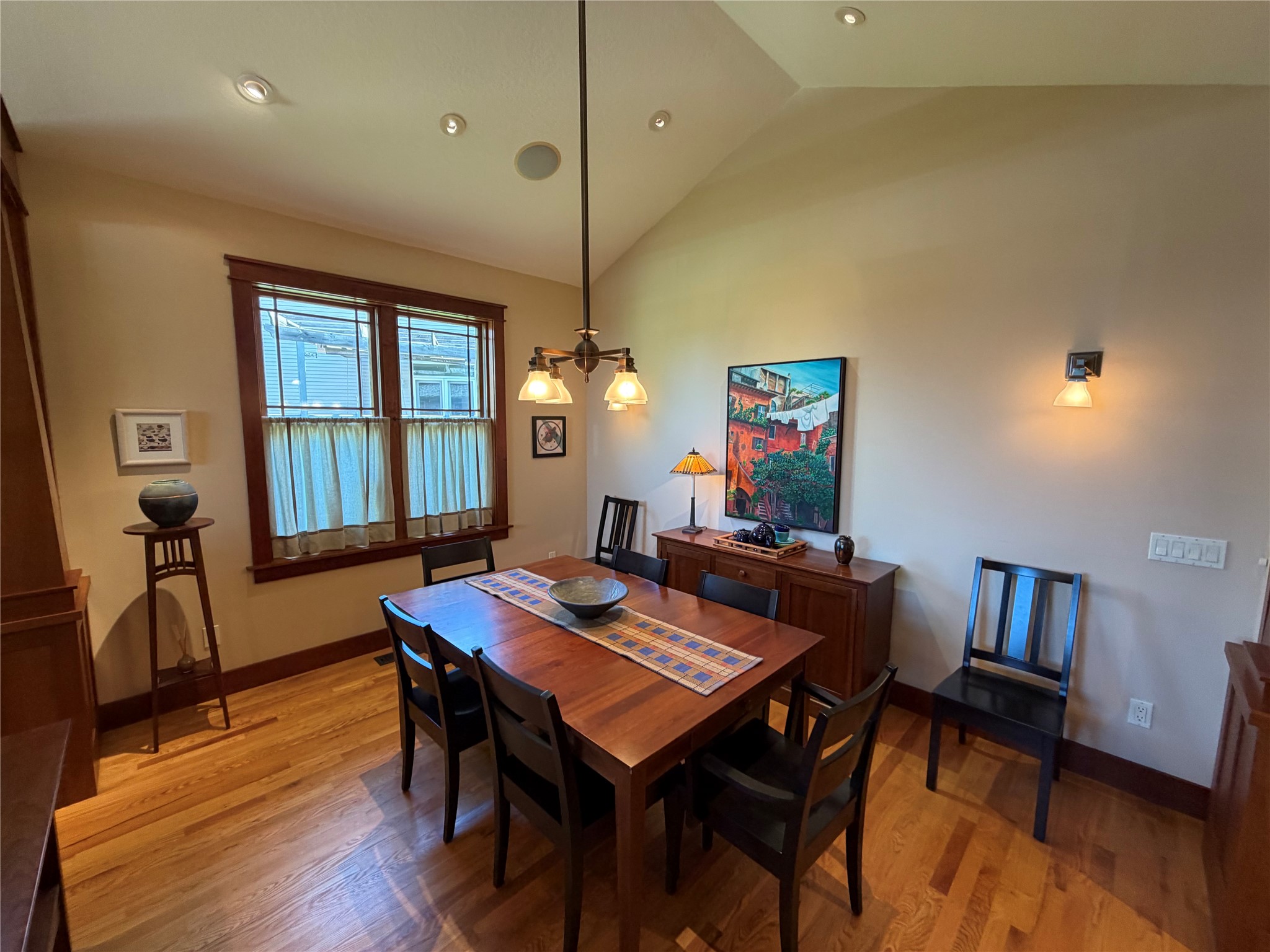 1207 Shadow Lane Property Photo 10