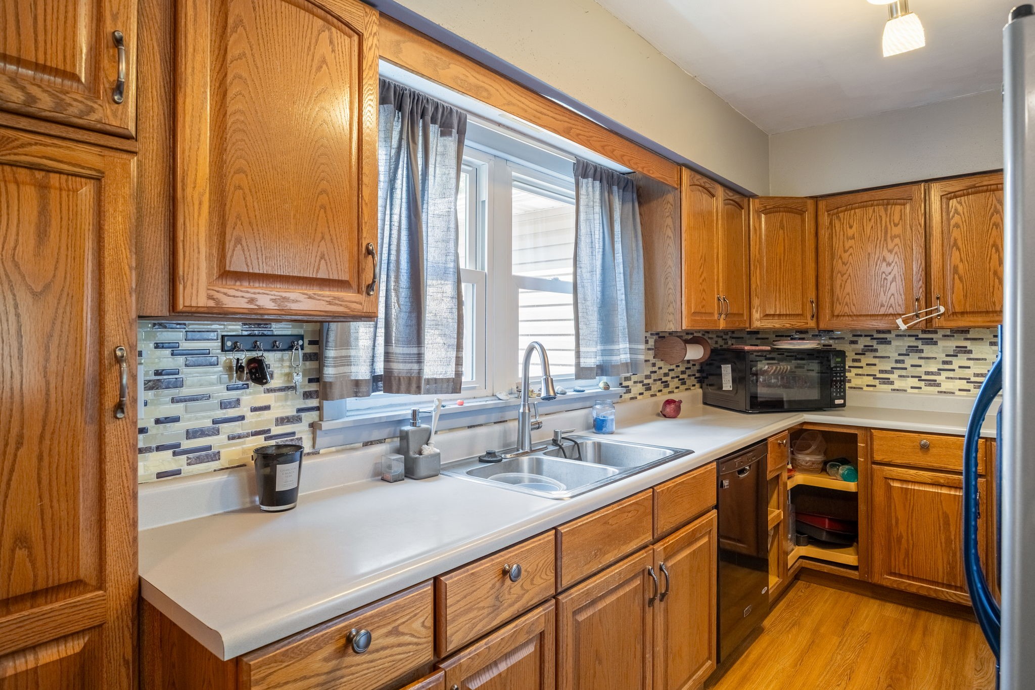1800 E Ridgeway Avenue Property Photo 7
