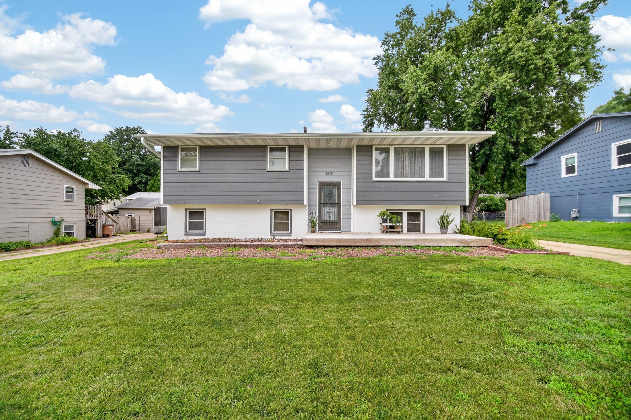 1301 Meadow Drive Property Photo 1