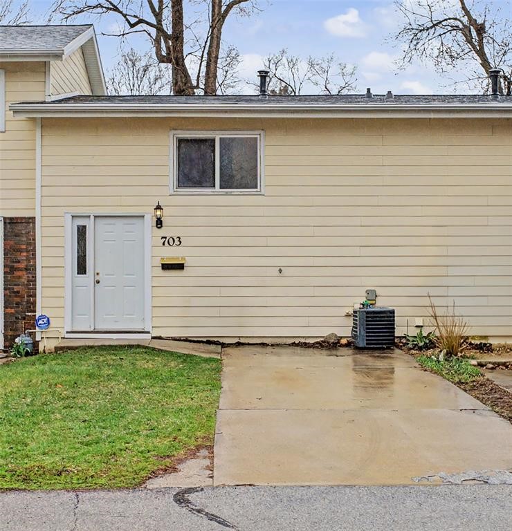 703 Meadow Place Property Photo 1
