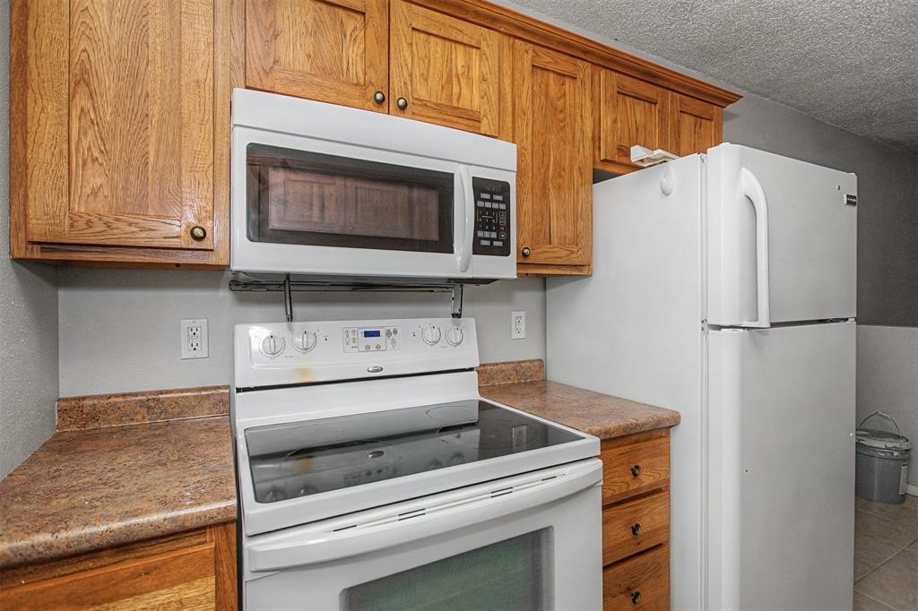 703 Meadow Place Property Photo 10