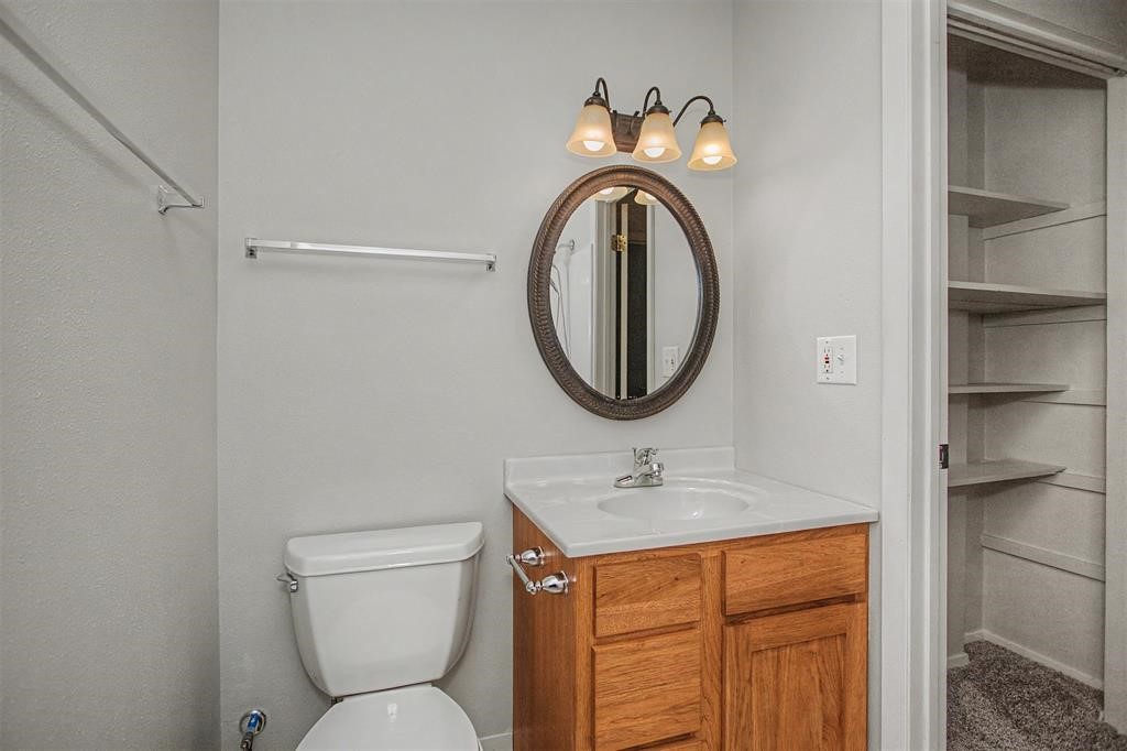 703 Meadow Place Property Photo 16
