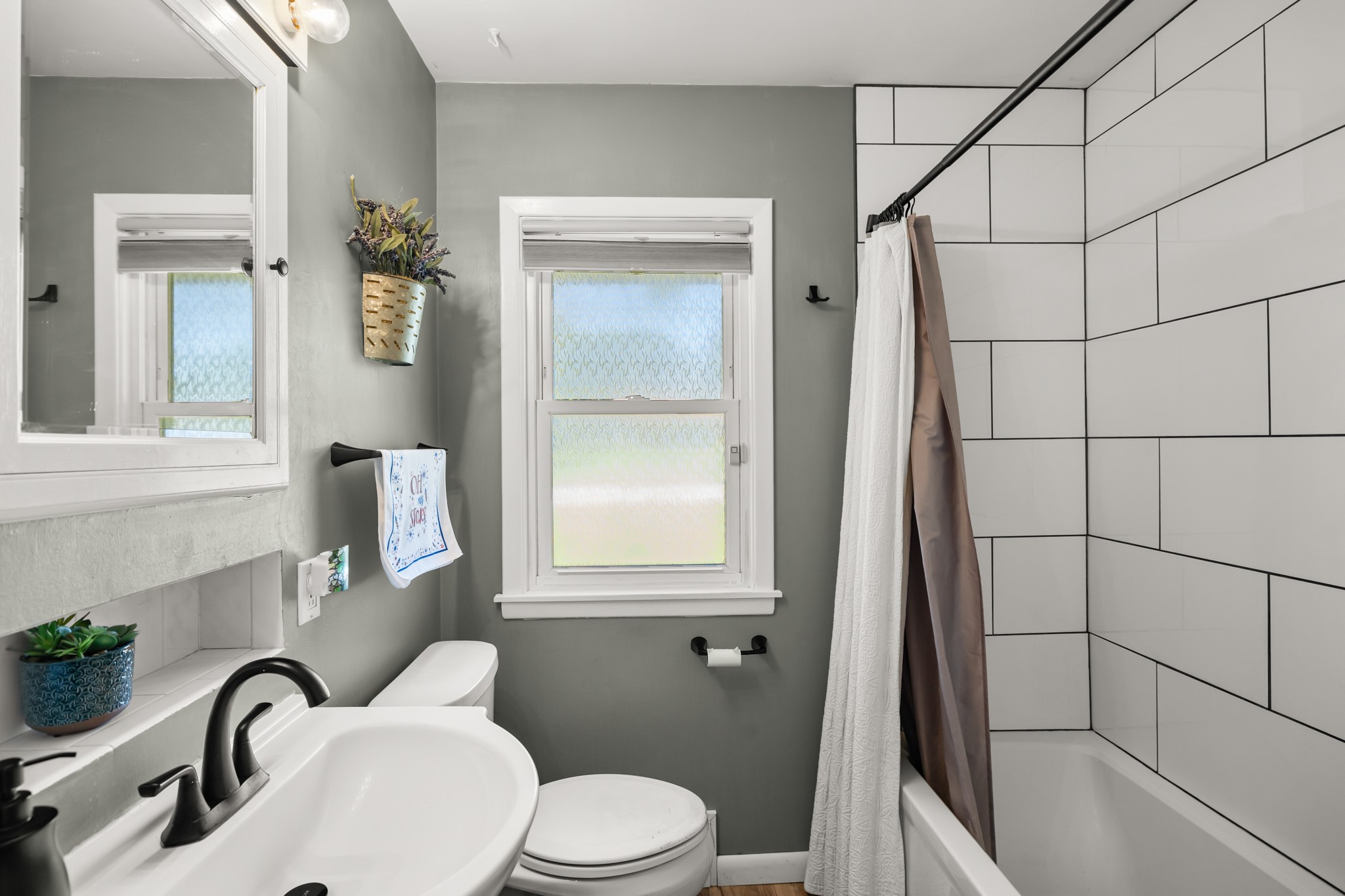 7260 Sunrise Boulevard Property Photo 13