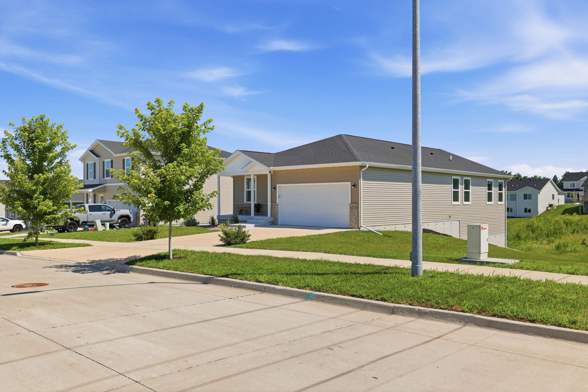 5613 Brook View Avenue Property Photo 2