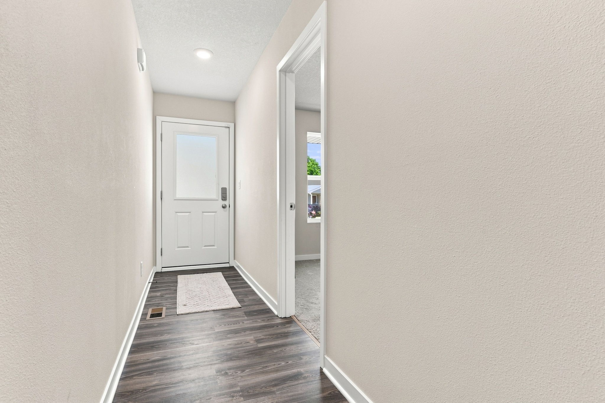 5613 Brook View Avenue Property Photo 3