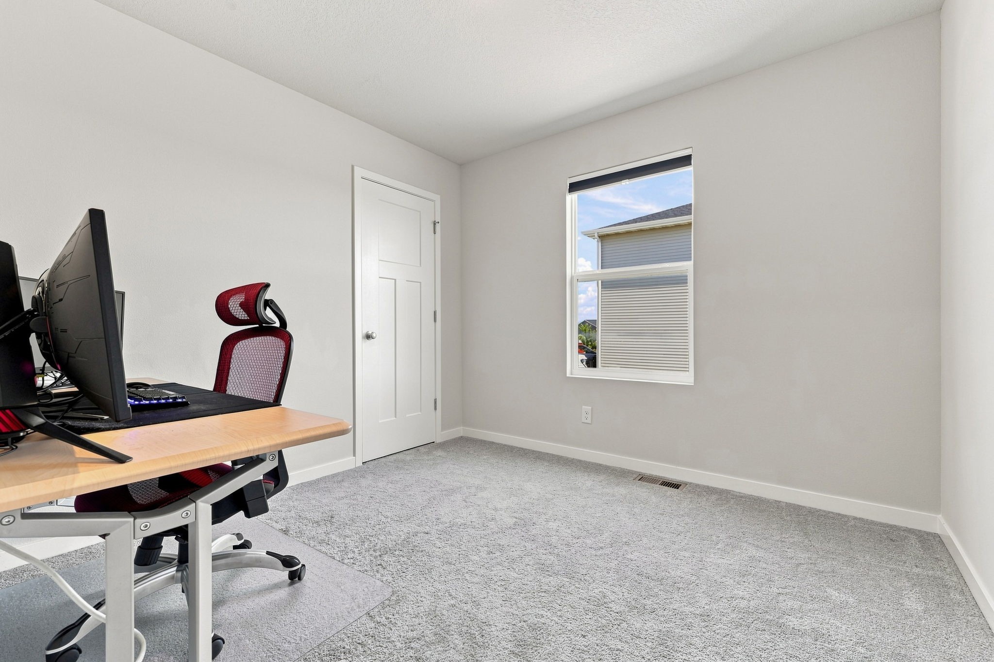 5613 Brook View Avenue Property Photo 6