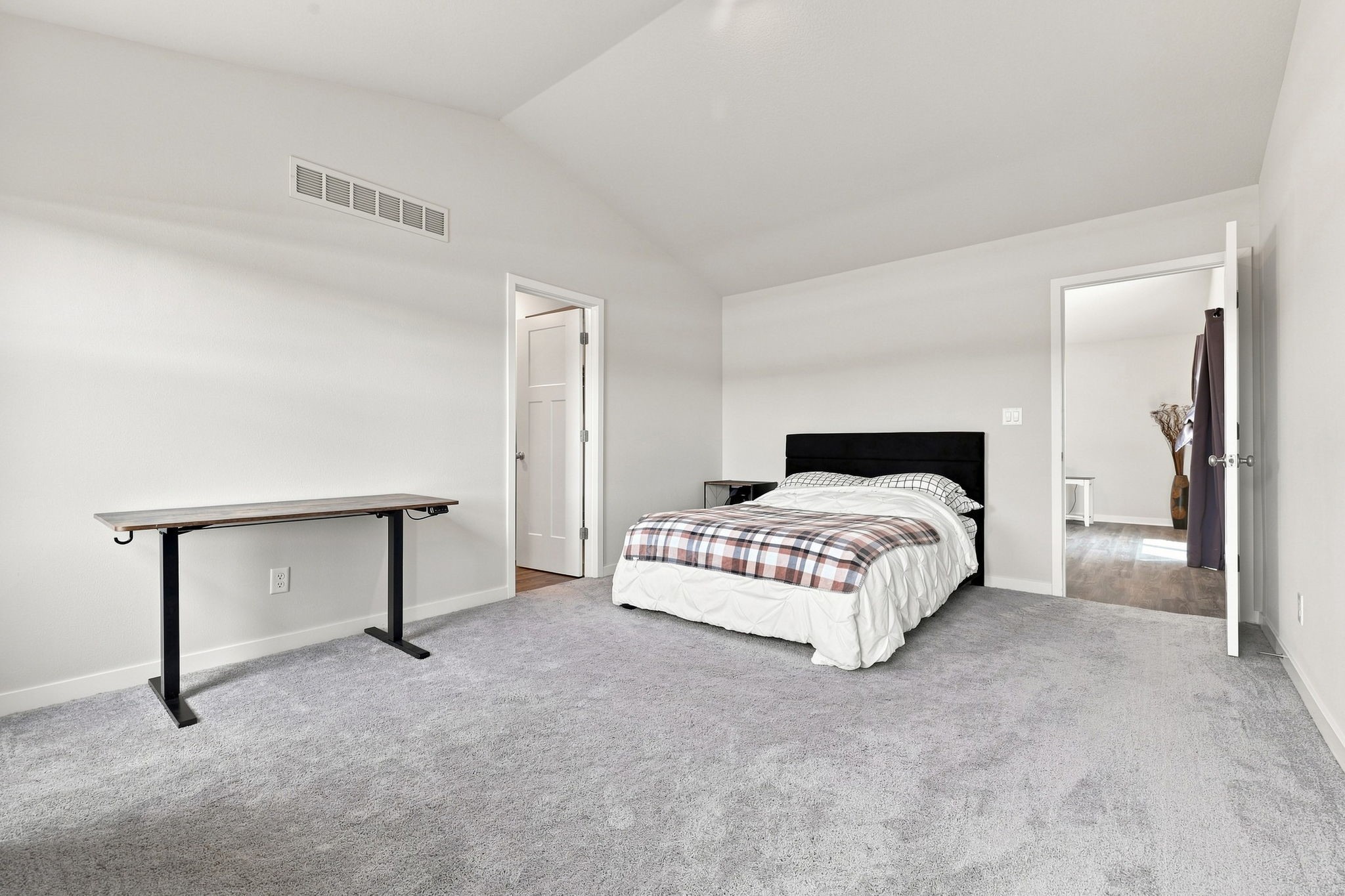 5613 Brook View Avenue Property Photo 18