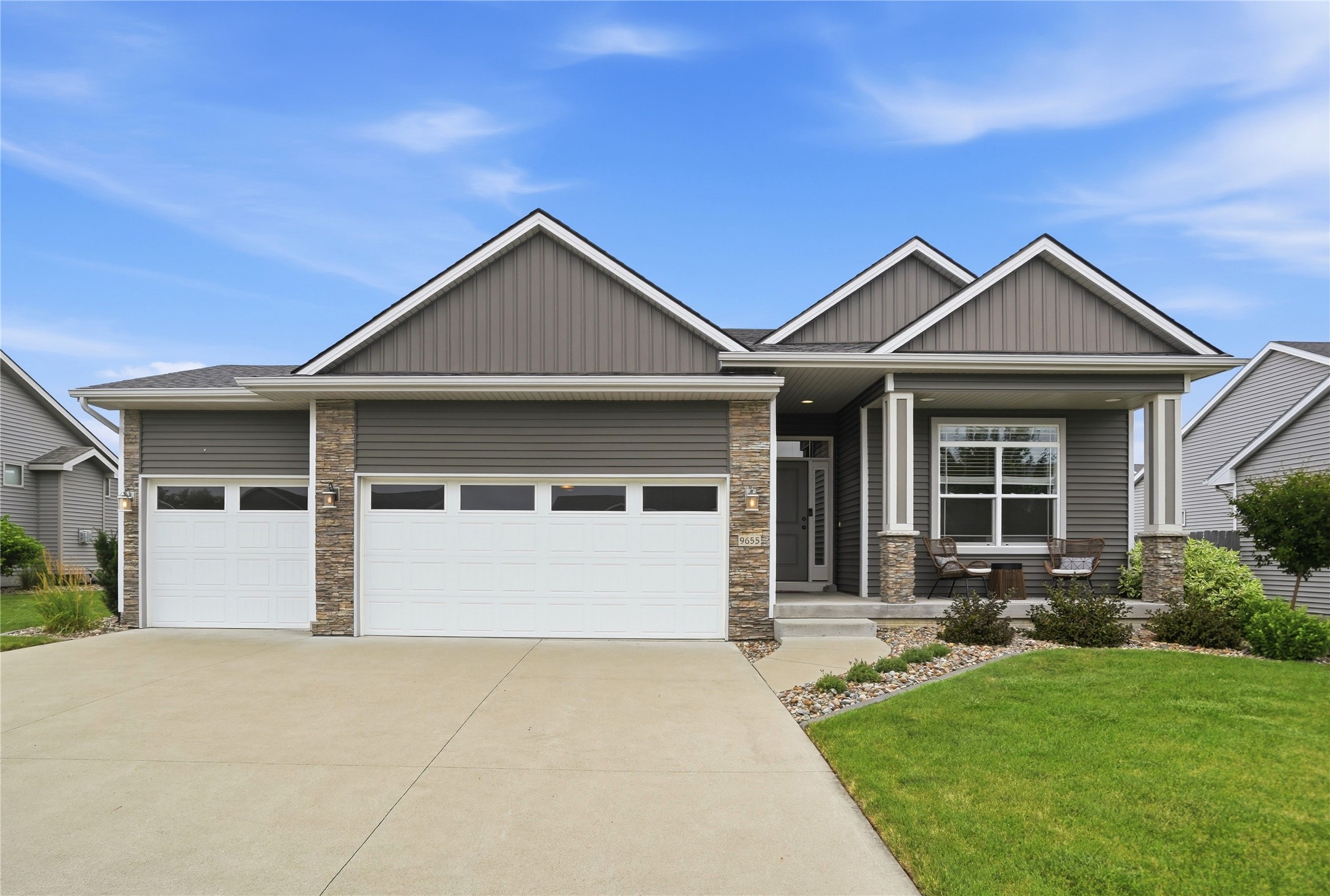 9655 Alderwood Drive Property Photo 1