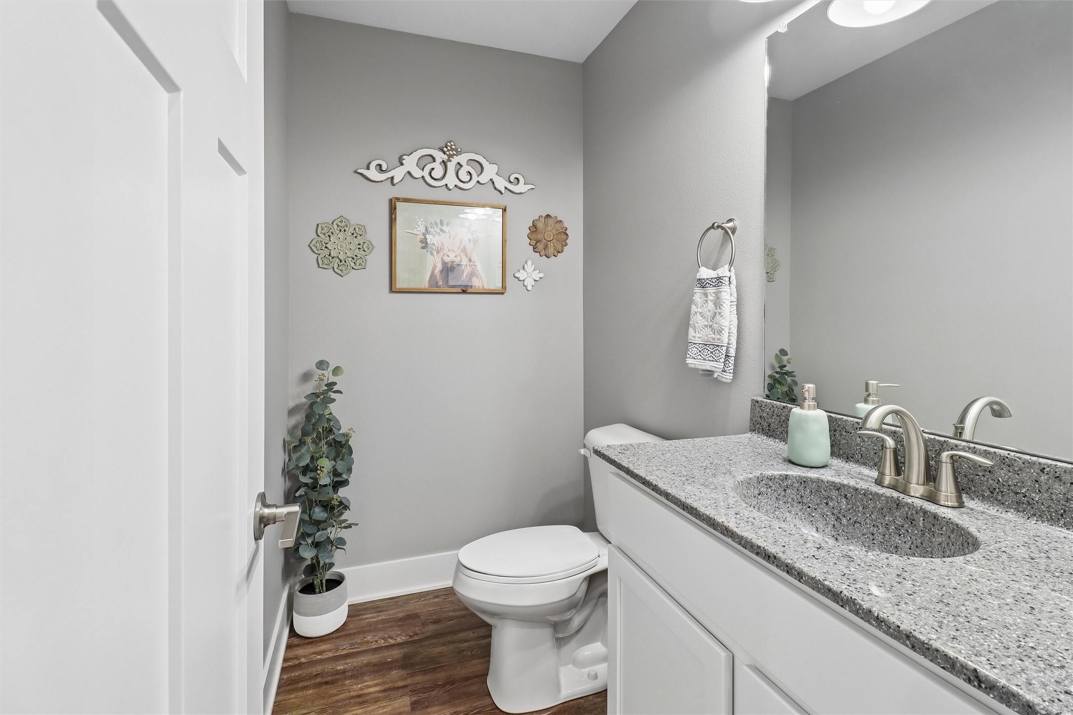 904 Summerset Place Property Photo 7