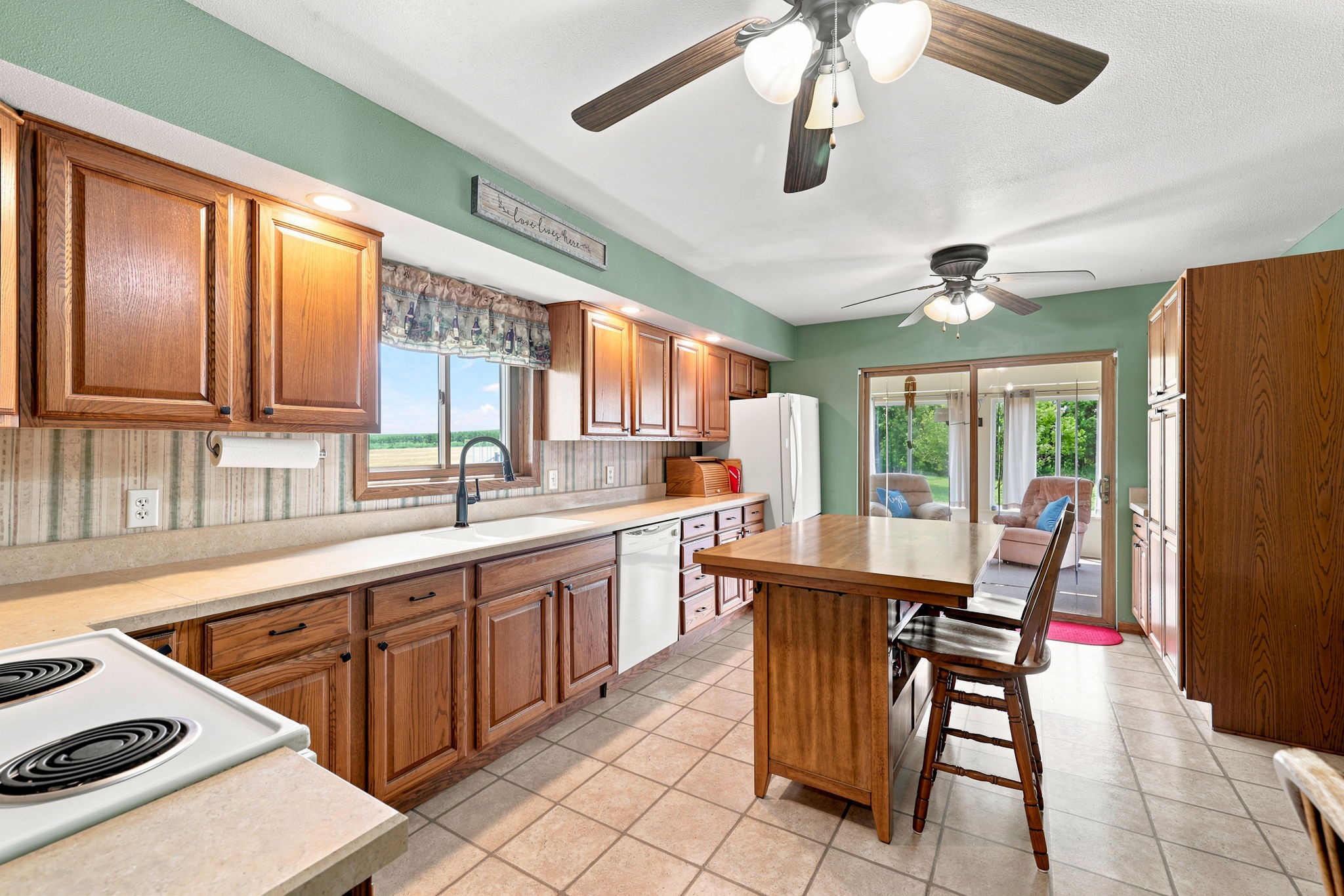 3244 280th Street Property Photo 4