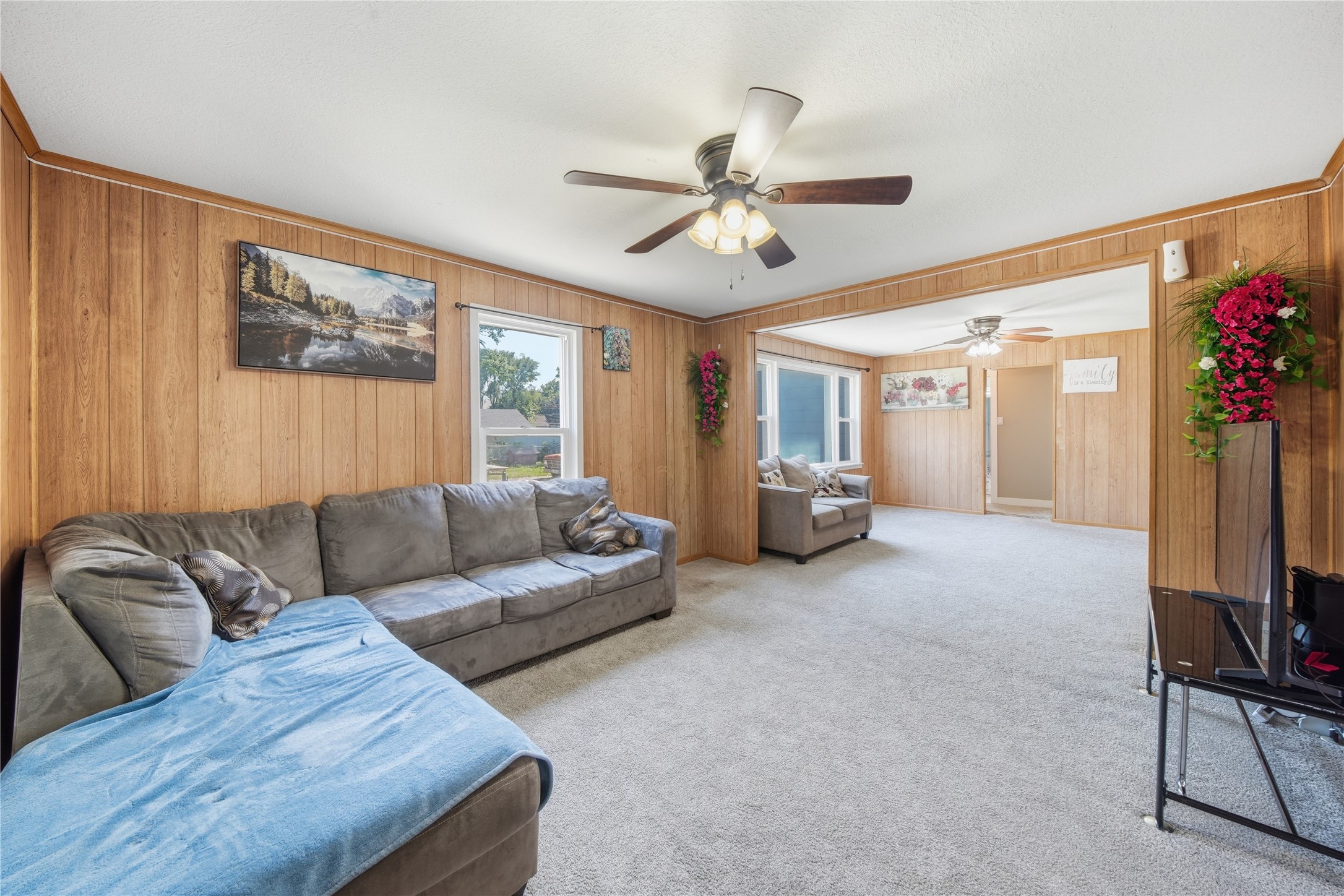 1614 Searle Street Property Photo 3
