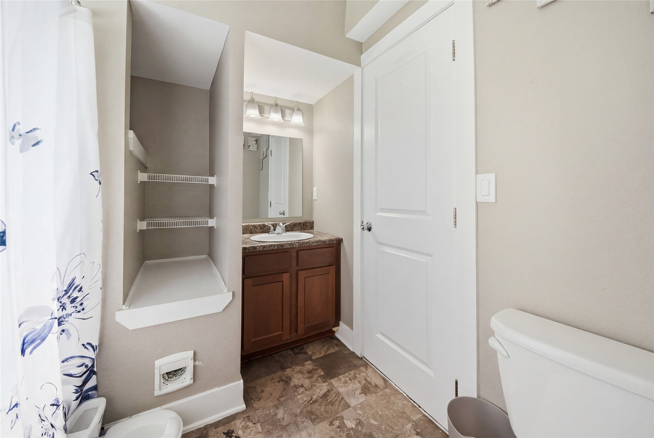 1614 Searle Street Property Photo 7