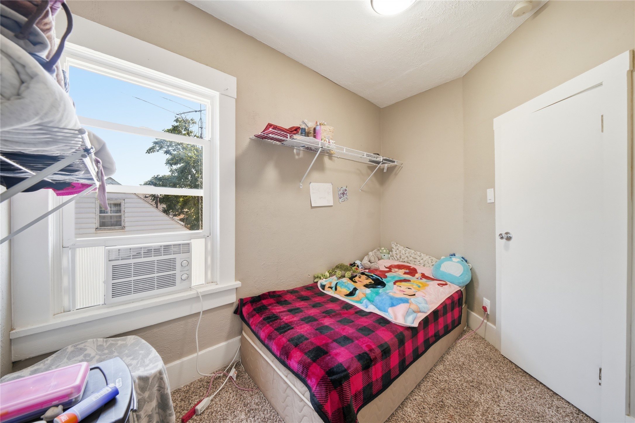 1614 Searle Street Property Photo 11