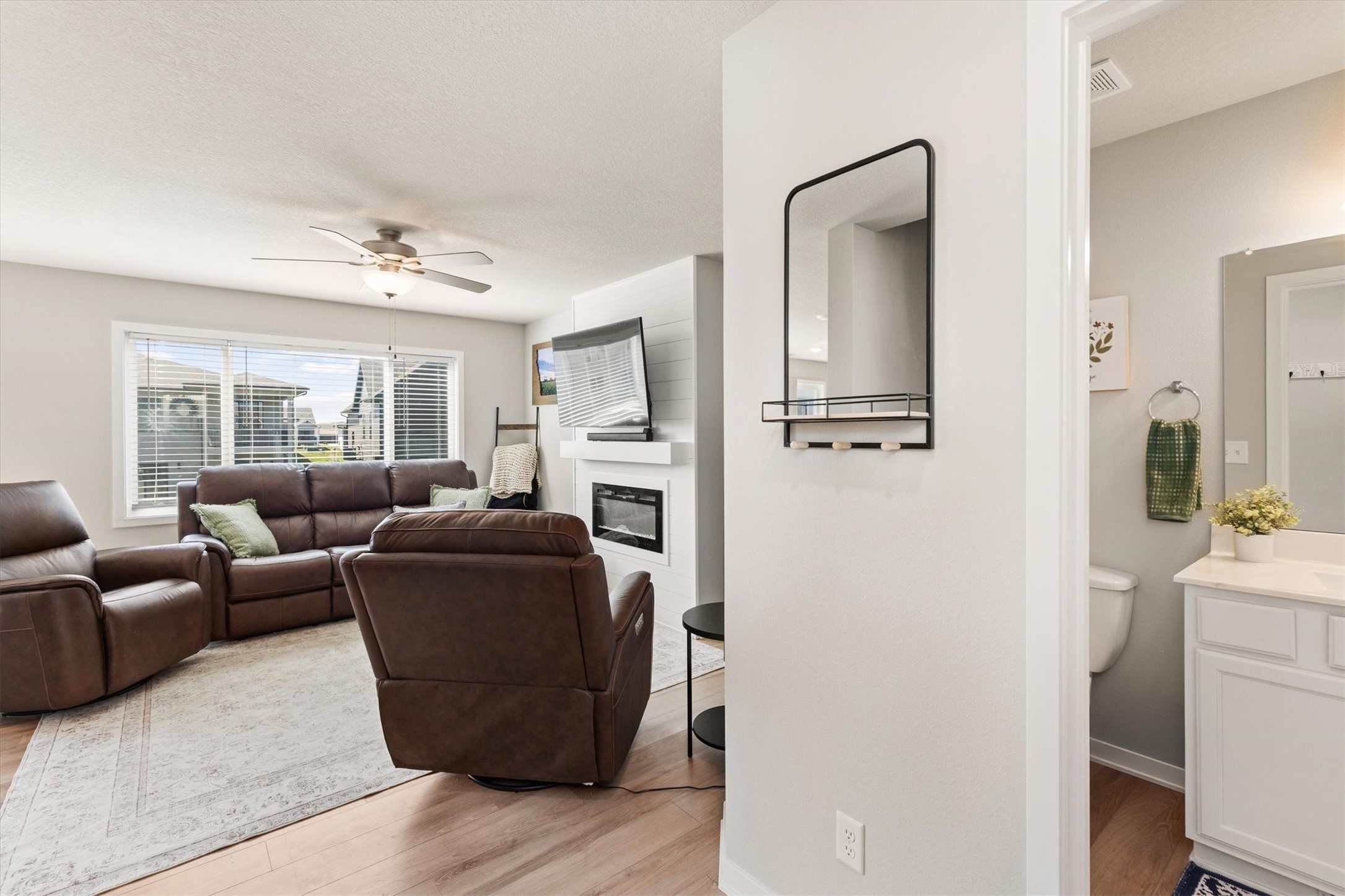 18126 Alpine Drive Property Photo 3