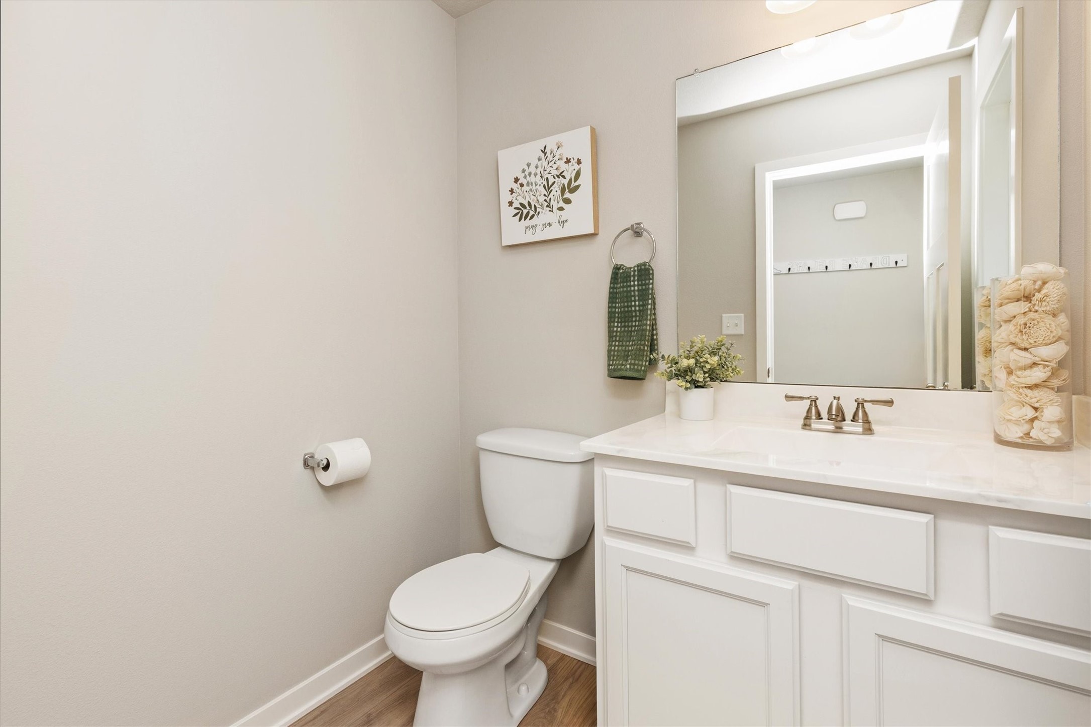18126 Alpine Drive Property Photo 4