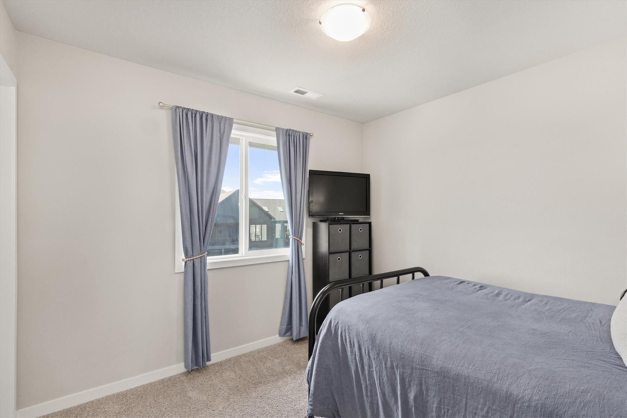 18126 Alpine Drive Property Photo 18