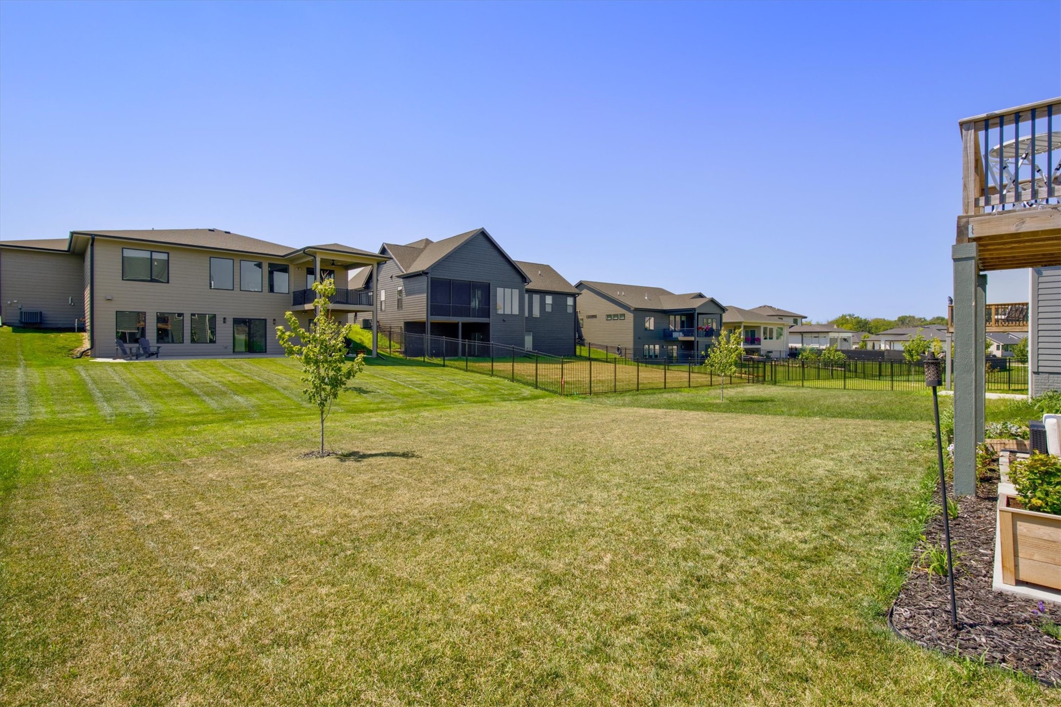 18126 Alpine Drive Property Photo 29