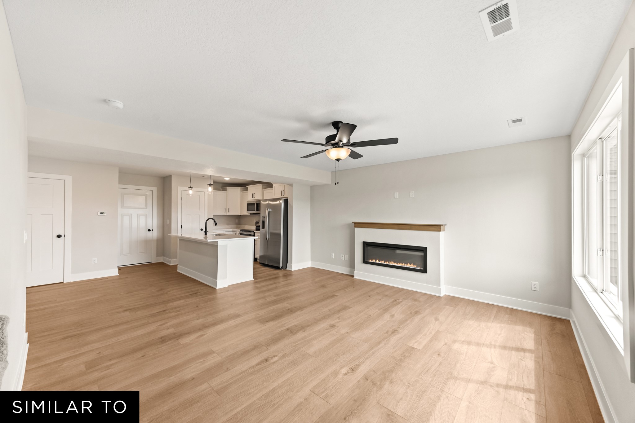 608 Ne Hart Lane Property Photo 3