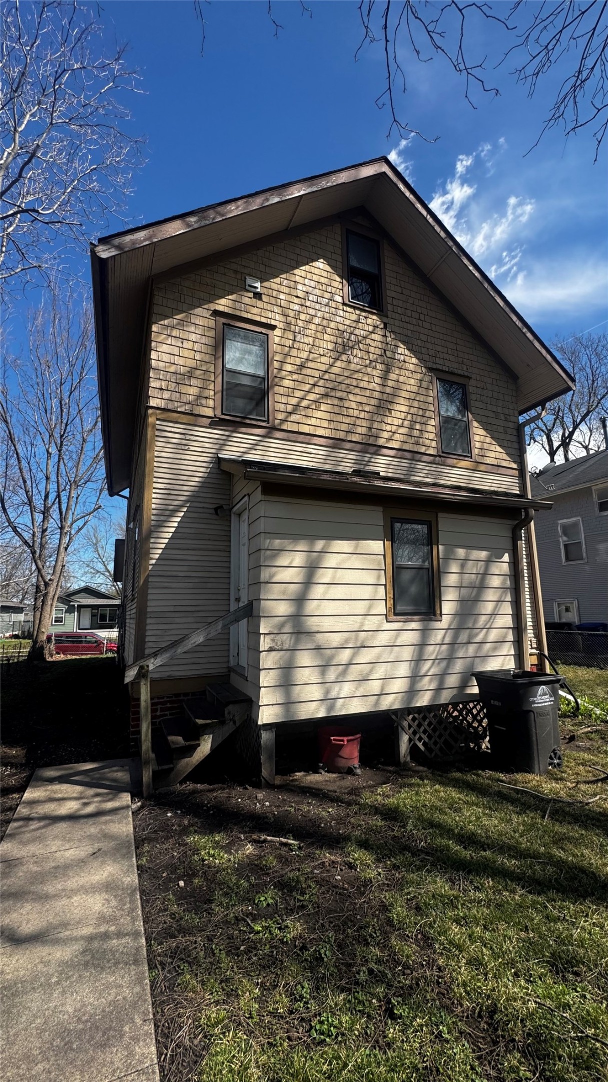 1330 18th Street Property Photo 3