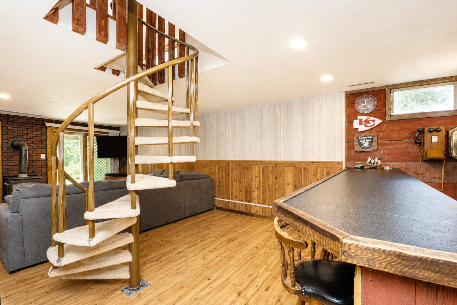 602 V Avenue Property Photo 19