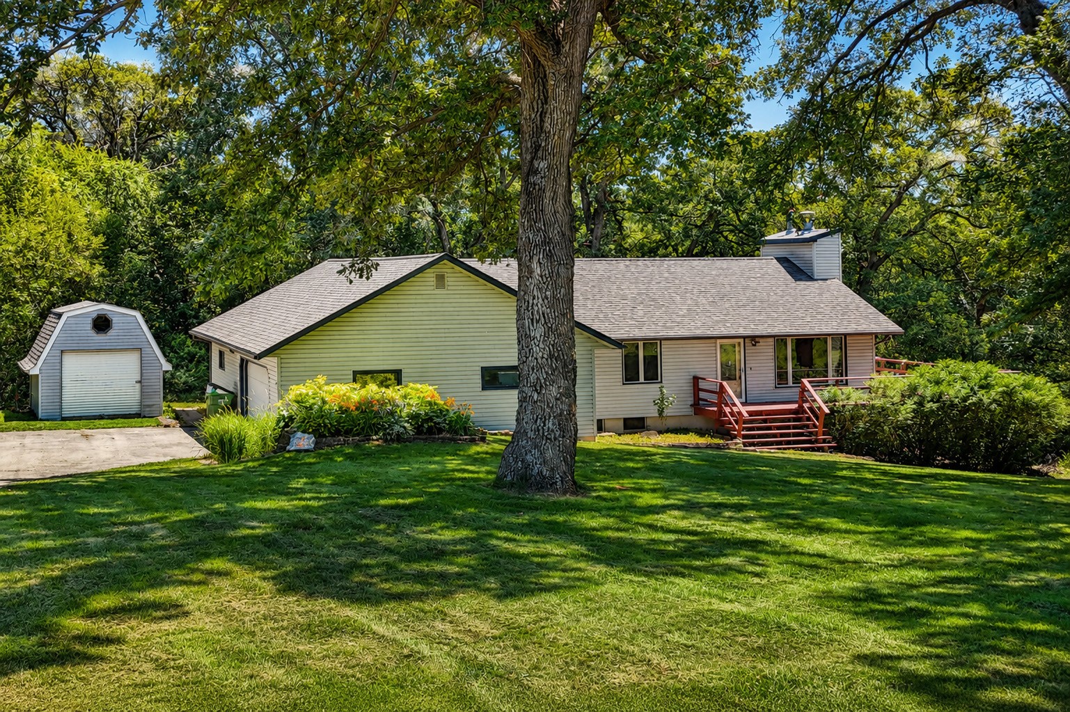 602 V Avenue Property Photo 35