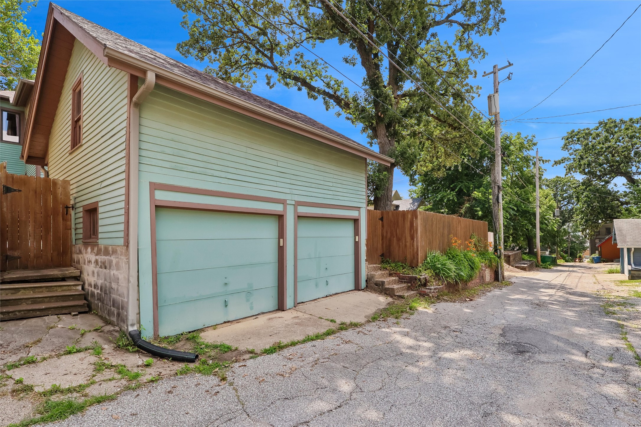 680 18th Street Property Photo 11