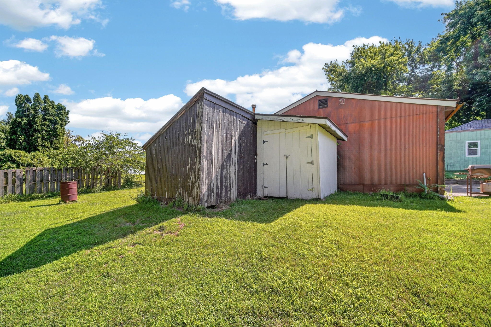 440 Ne 46th Place Property Photo 33