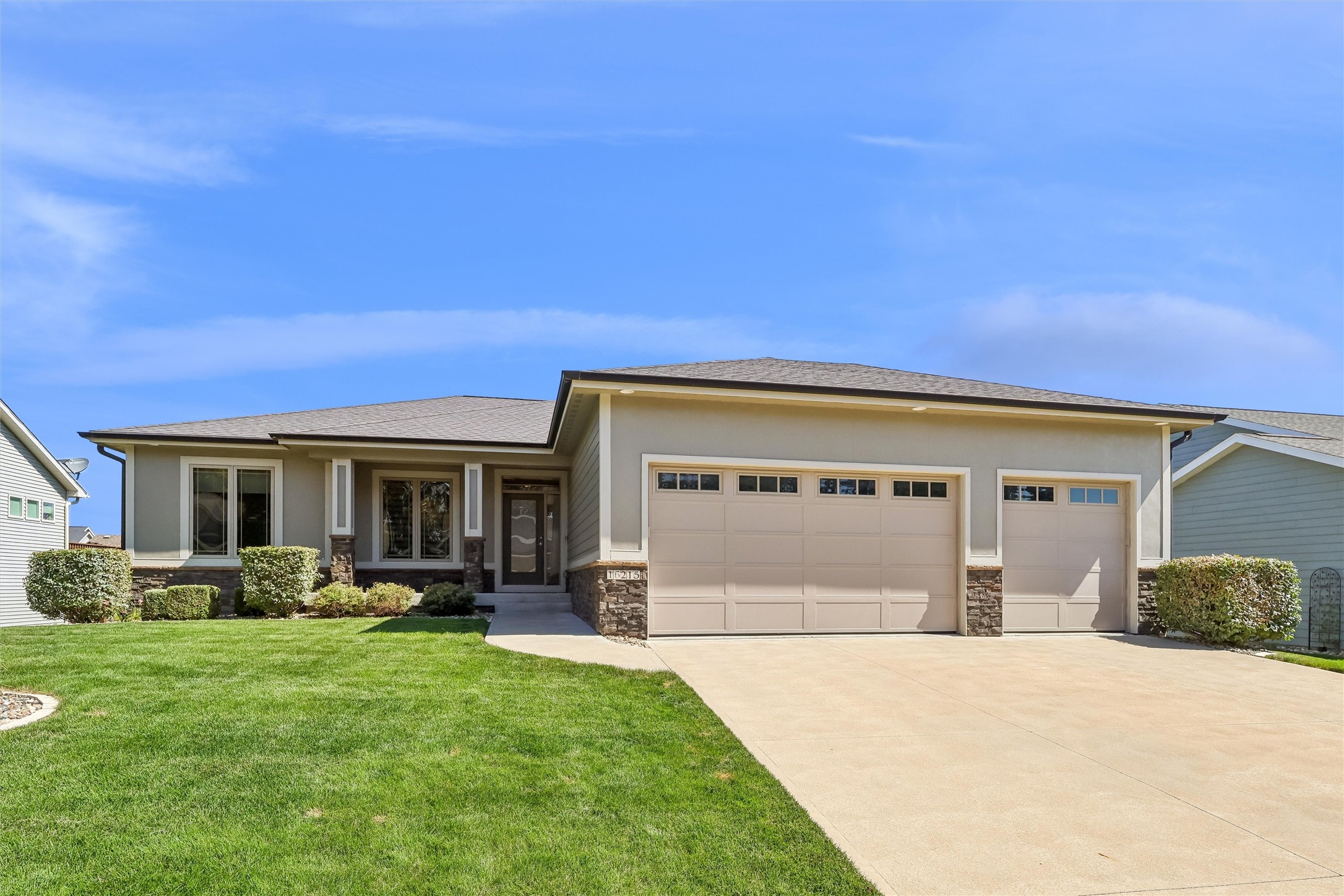 16215 Northpark Drive Property Photo 1