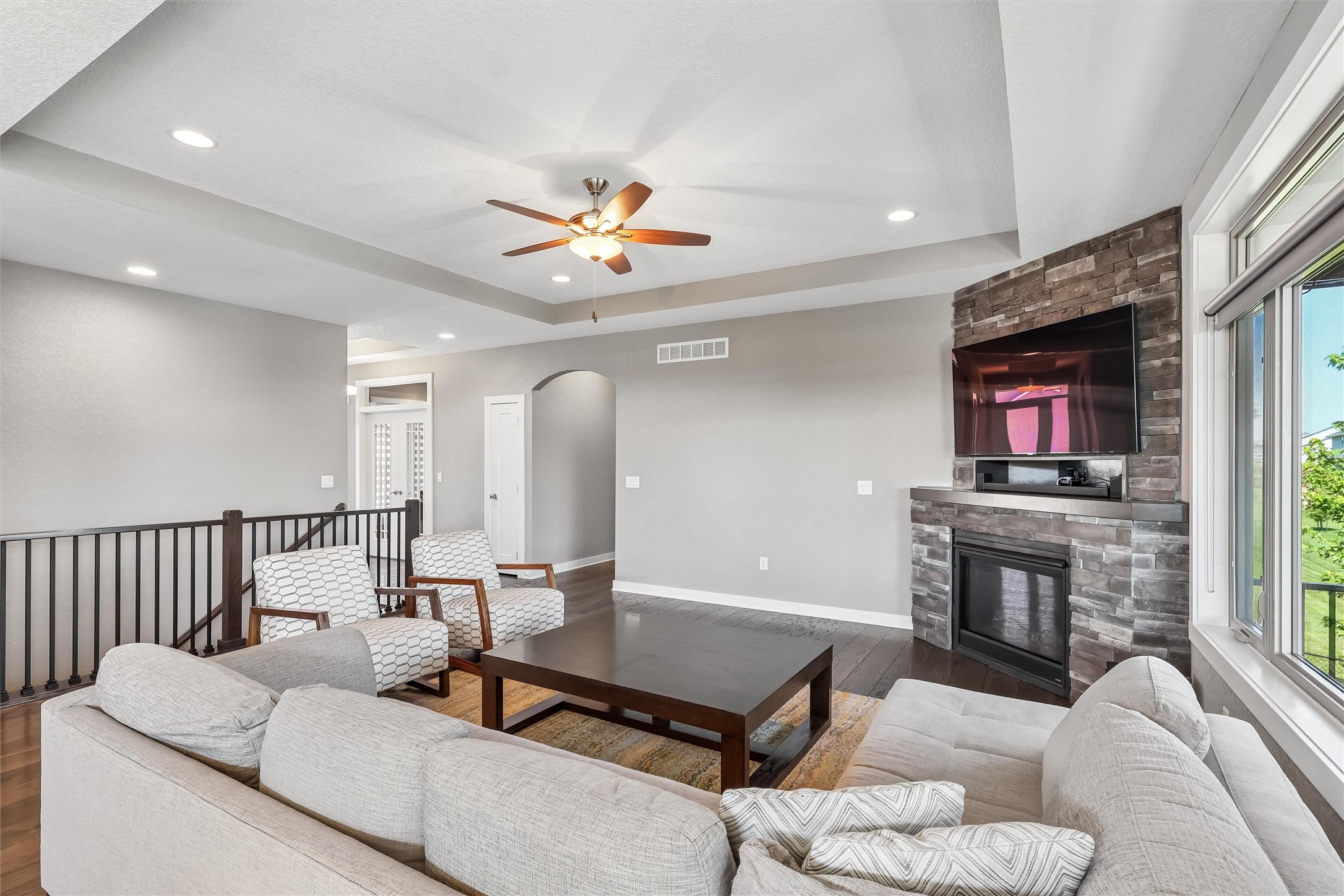 16215 Northpark Drive Property Photo 5