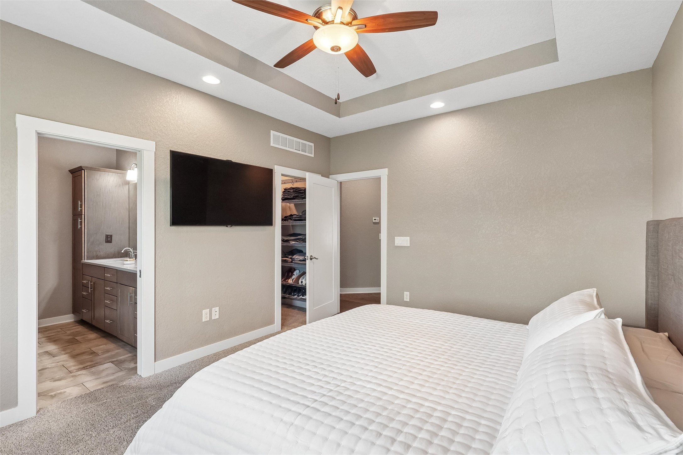 16215 Northpark Drive Property Photo 20