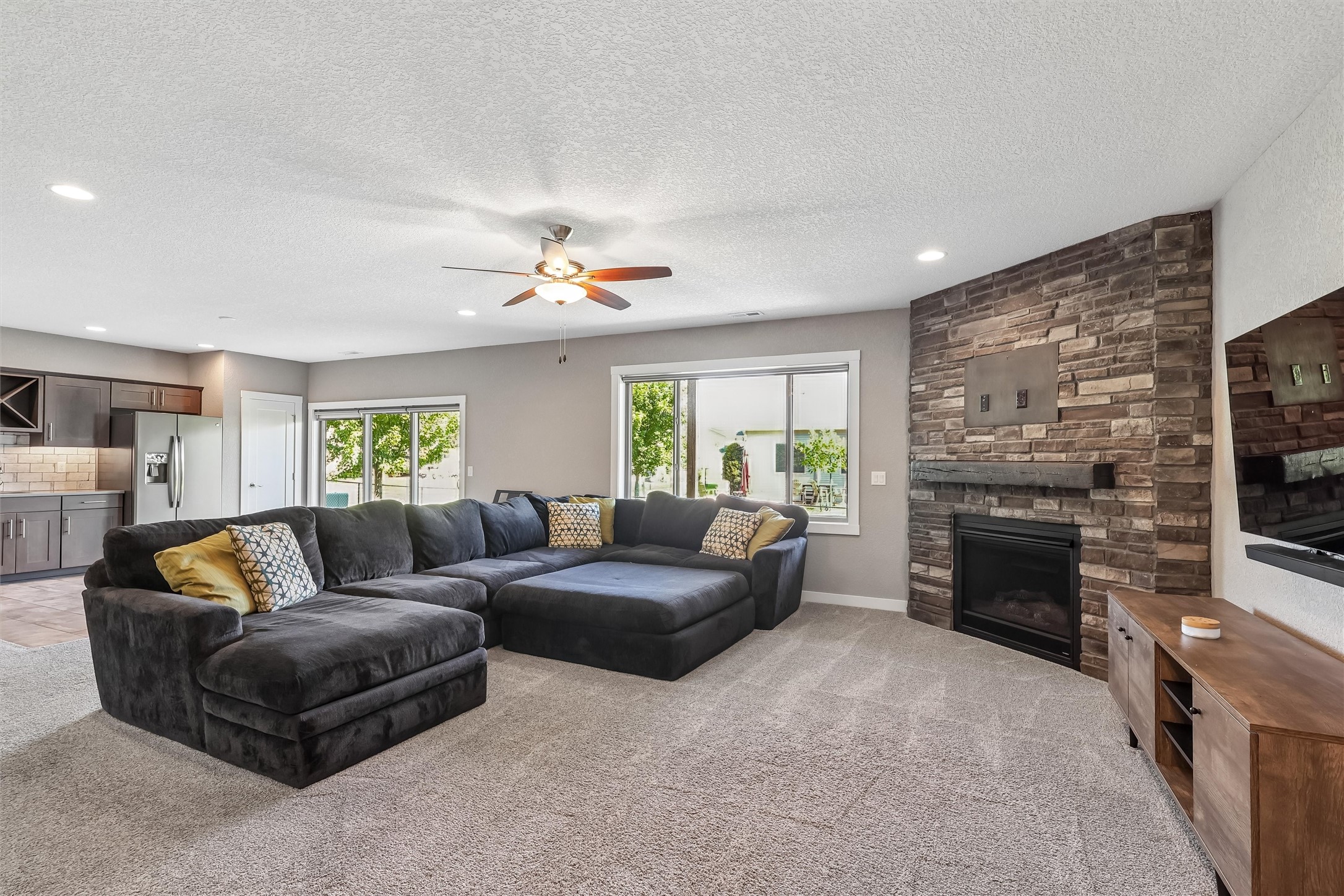 16215 Northpark Drive Property Photo 25