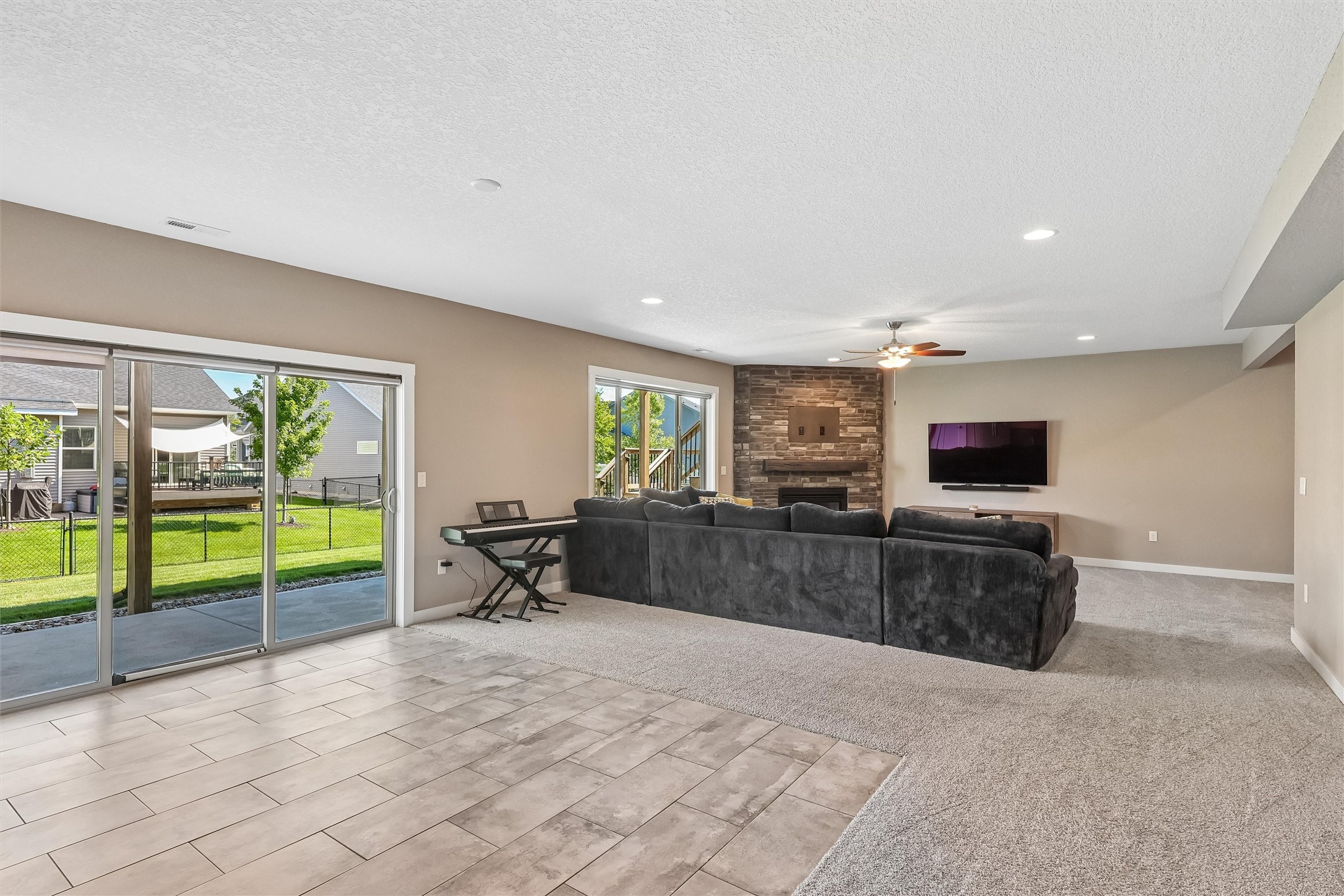 16215 Northpark Drive Property Photo 27