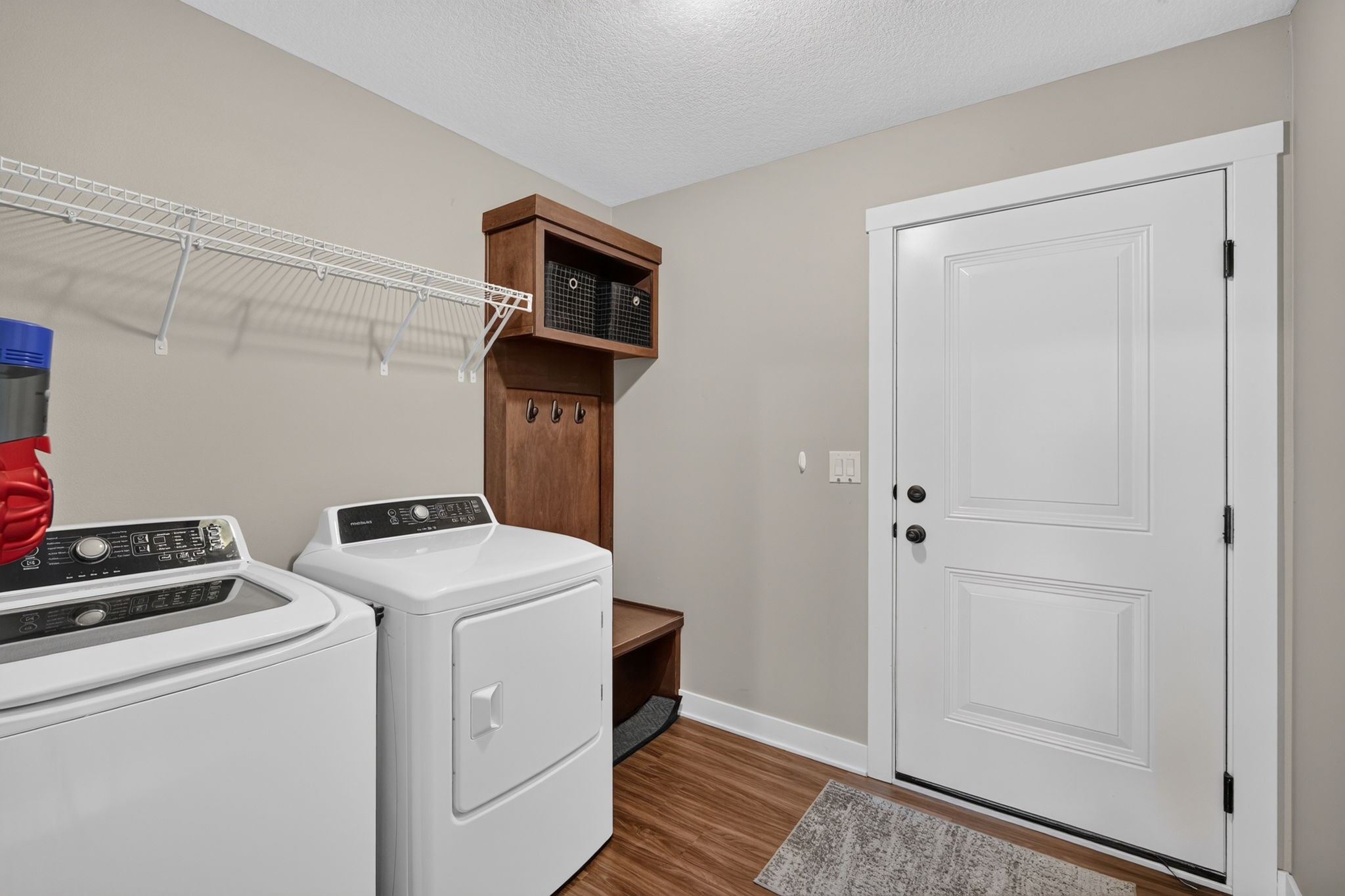 1913 Ne Cypress Circle Property Photo 22