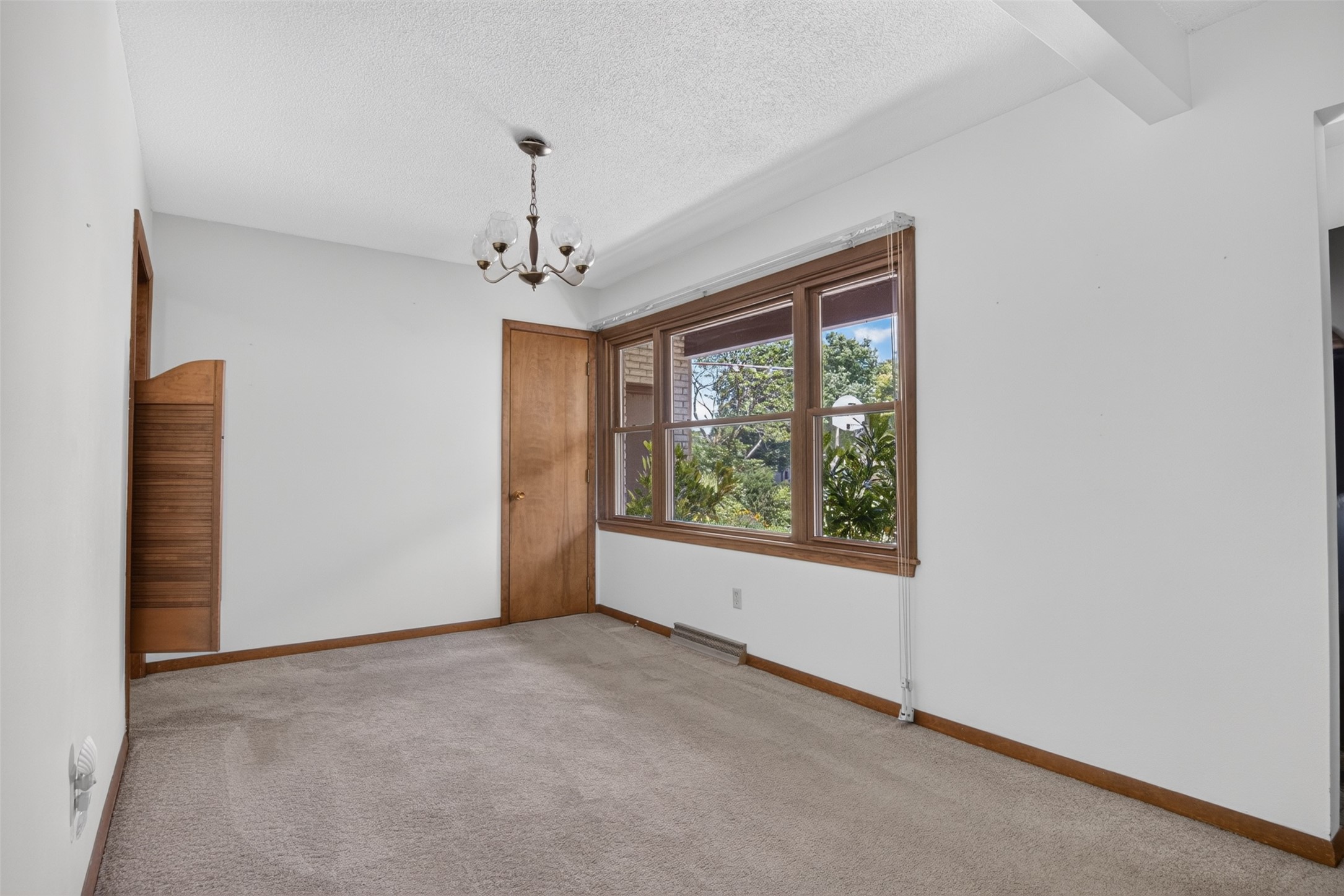 1019 Arkansas Avenue Property Photo 7