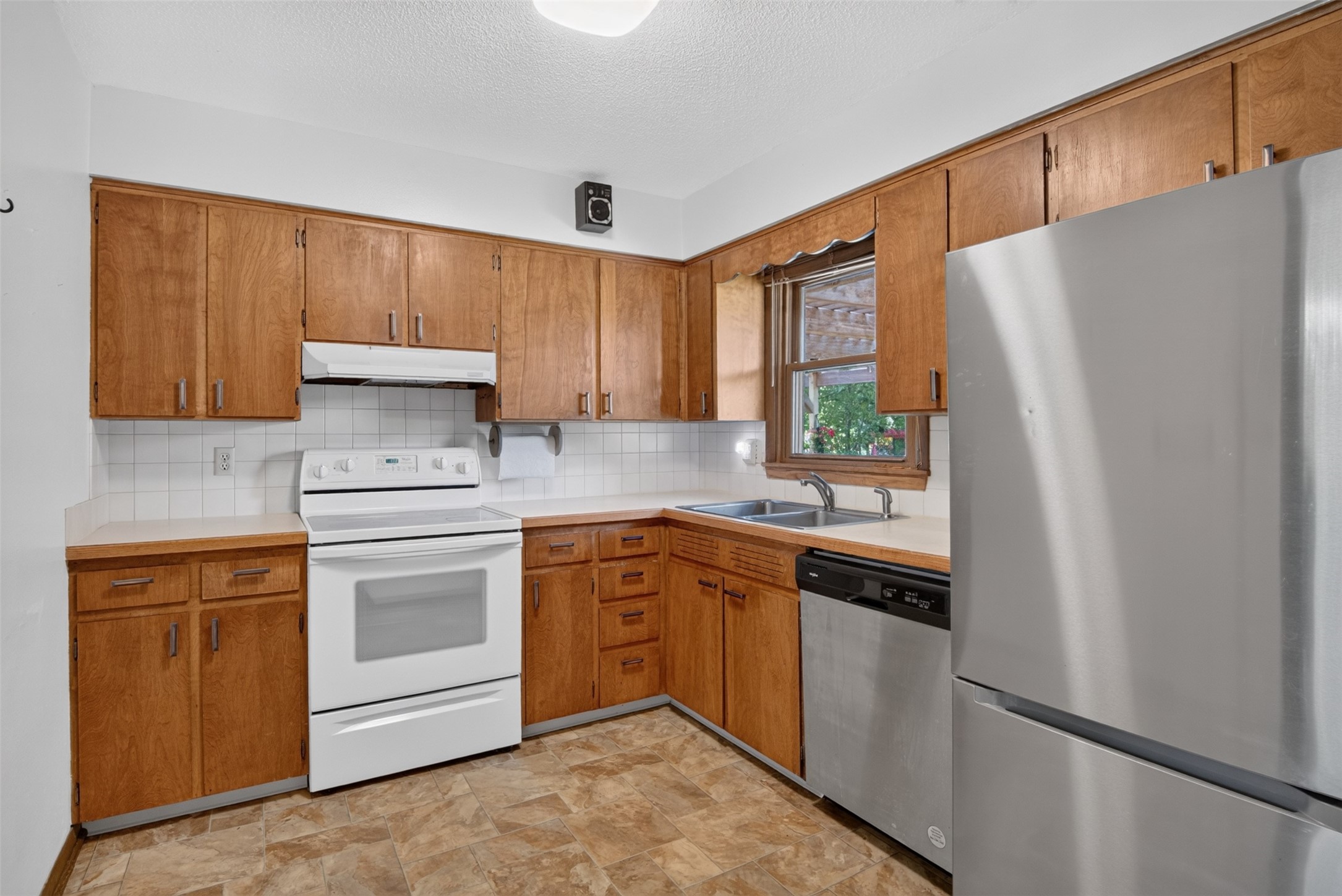 1019 Arkansas Avenue Property Photo 10