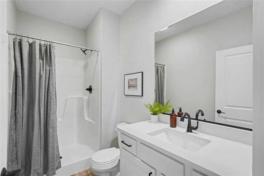 2718 Fleur Drive Property Photo 11