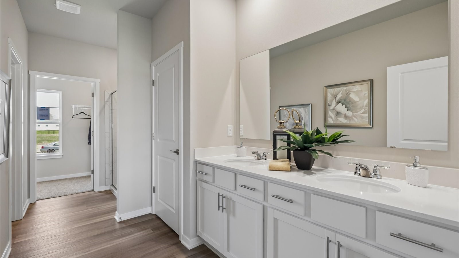 4738 173rd Street Property Photo 13