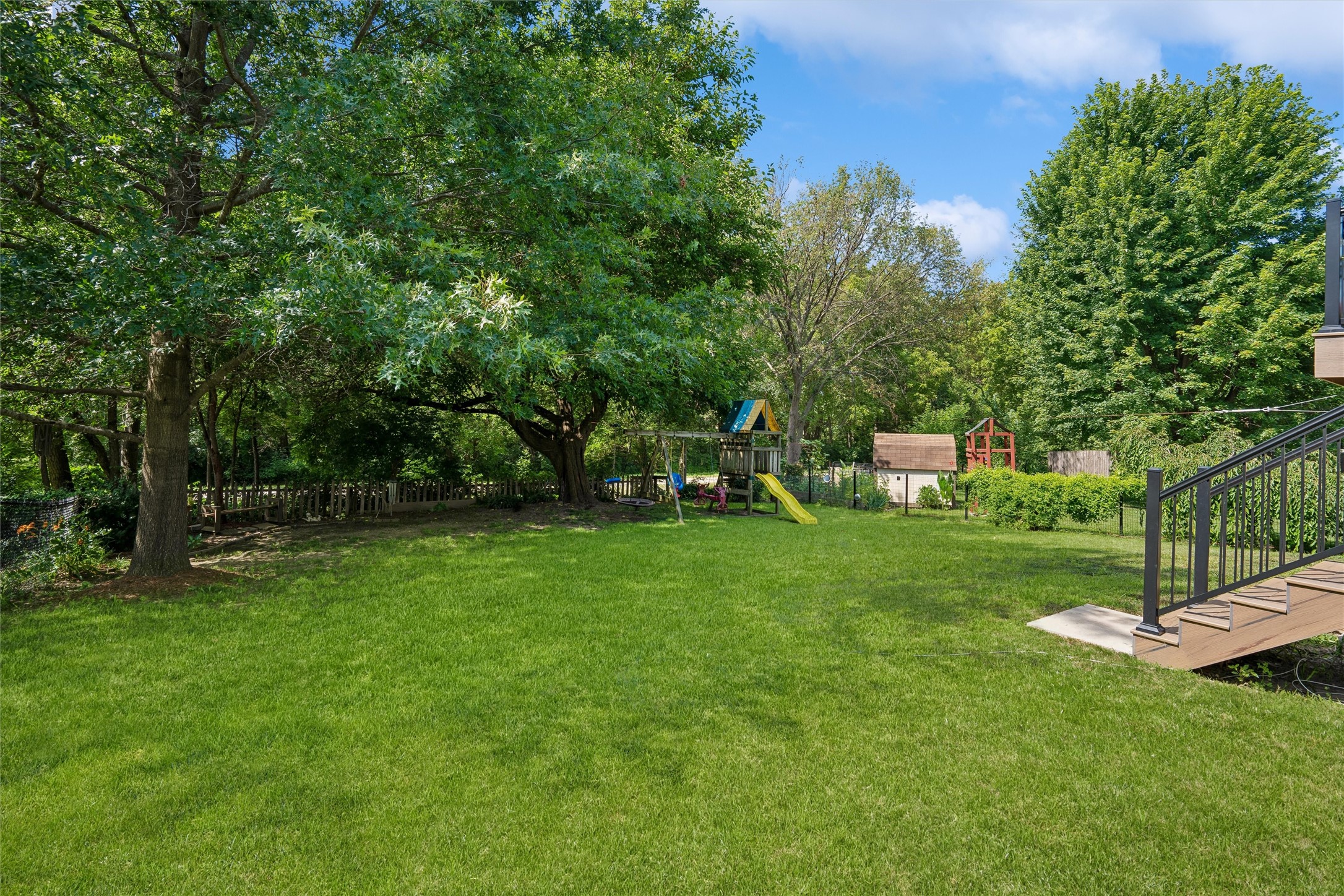 1603 E Boston Avenue Property Photo 2