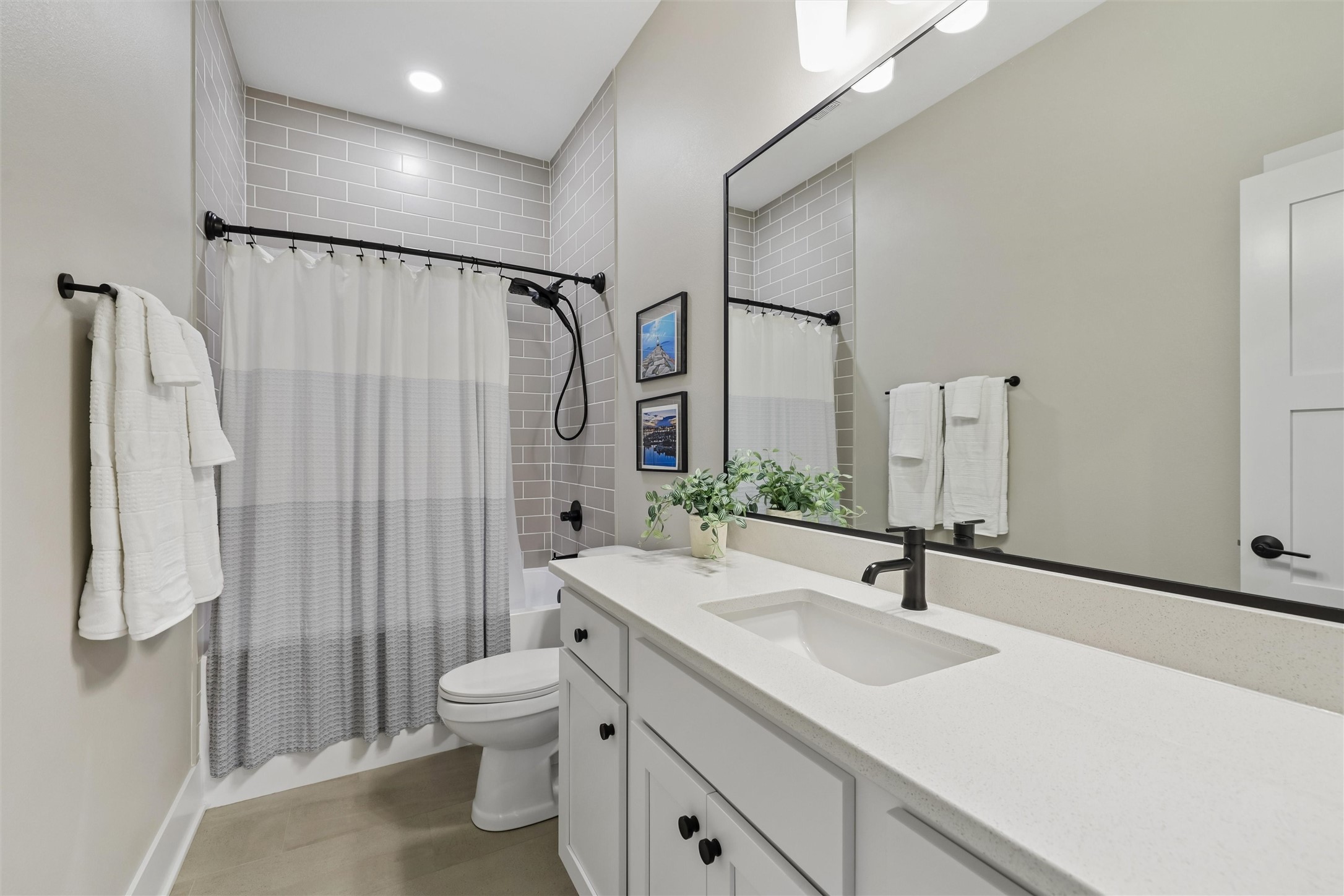 10415 Thorne Drive Property Photo 32