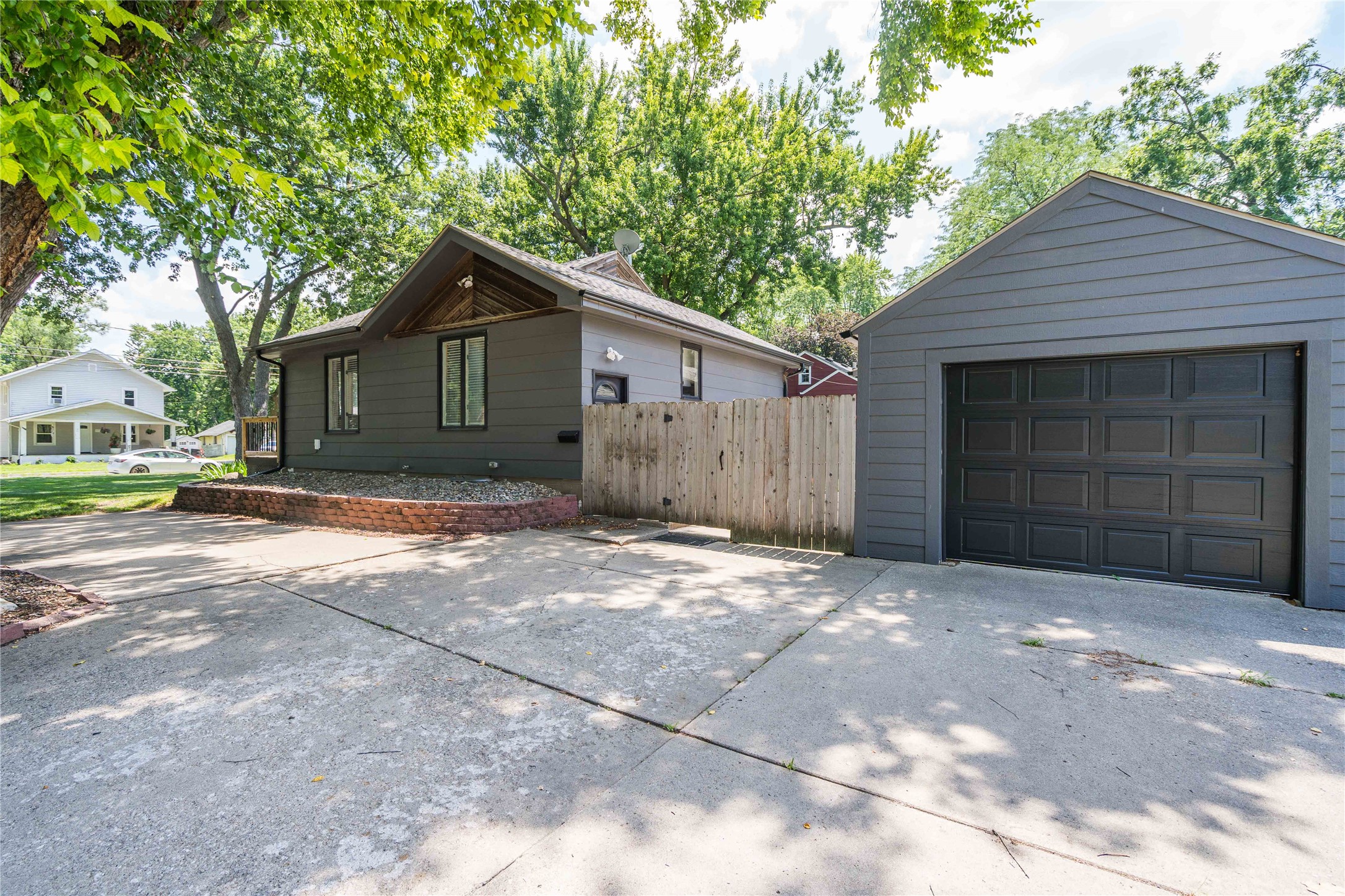 3306 50th Street Property Photo 4