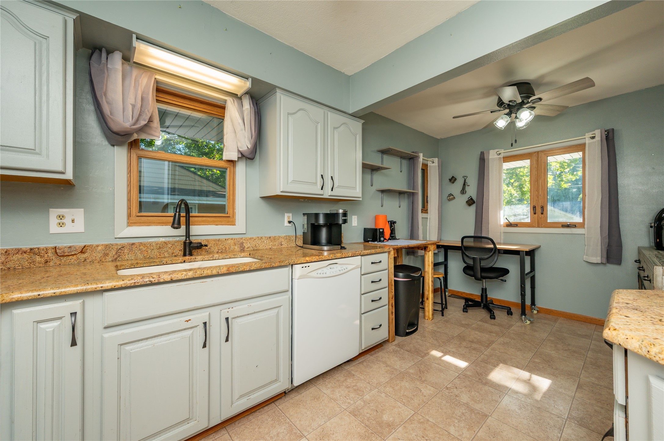 4028 Lynner Drive Property Photo 7