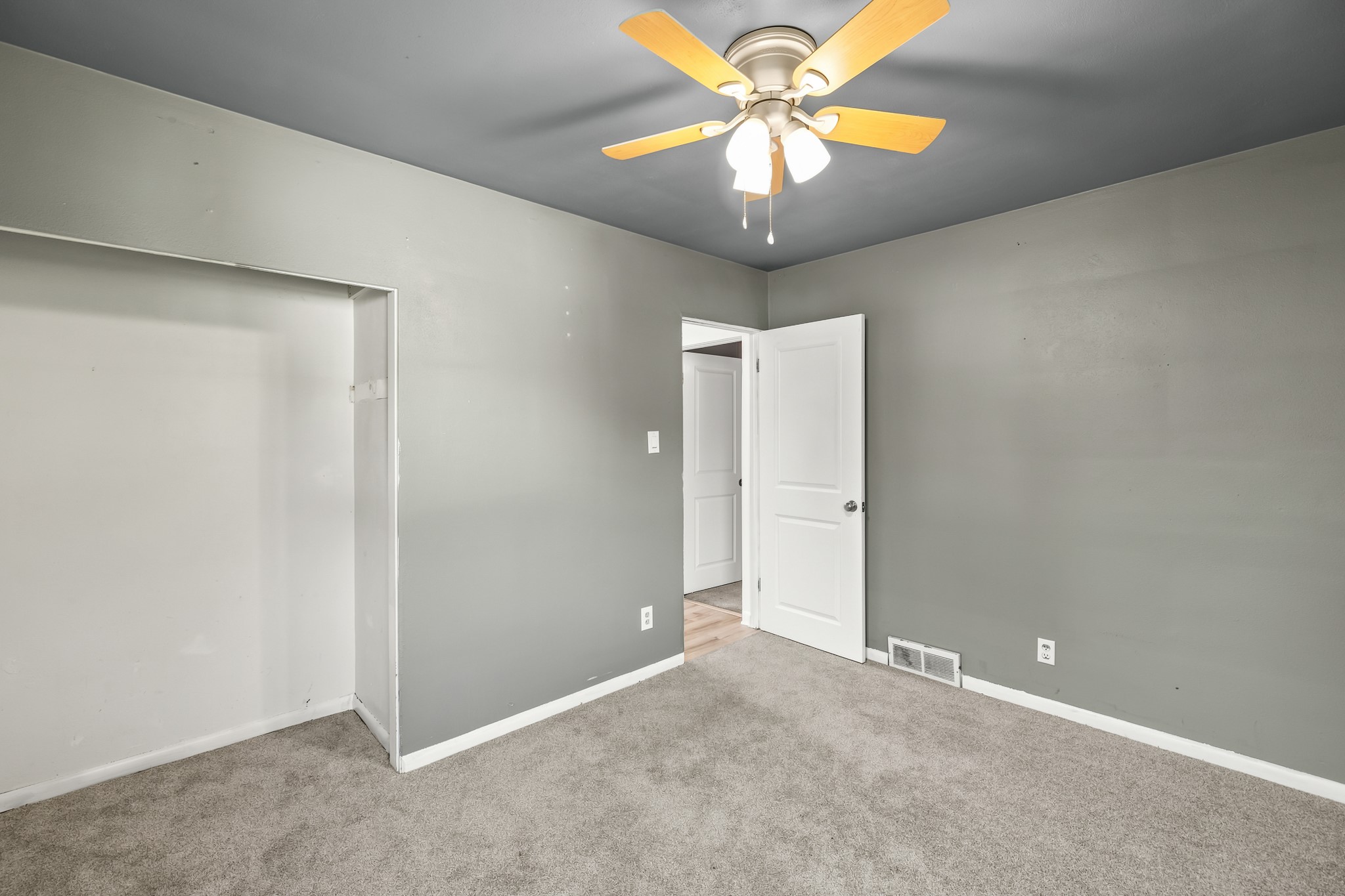 521 Snyder Avenue Property Photo 16