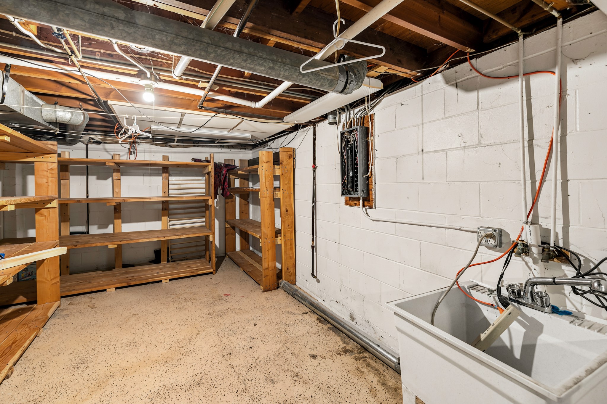 521 Snyder Avenue Property Photo 21