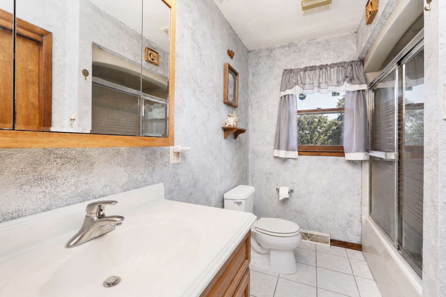 341 E Rose Avenue Property Photo 15
